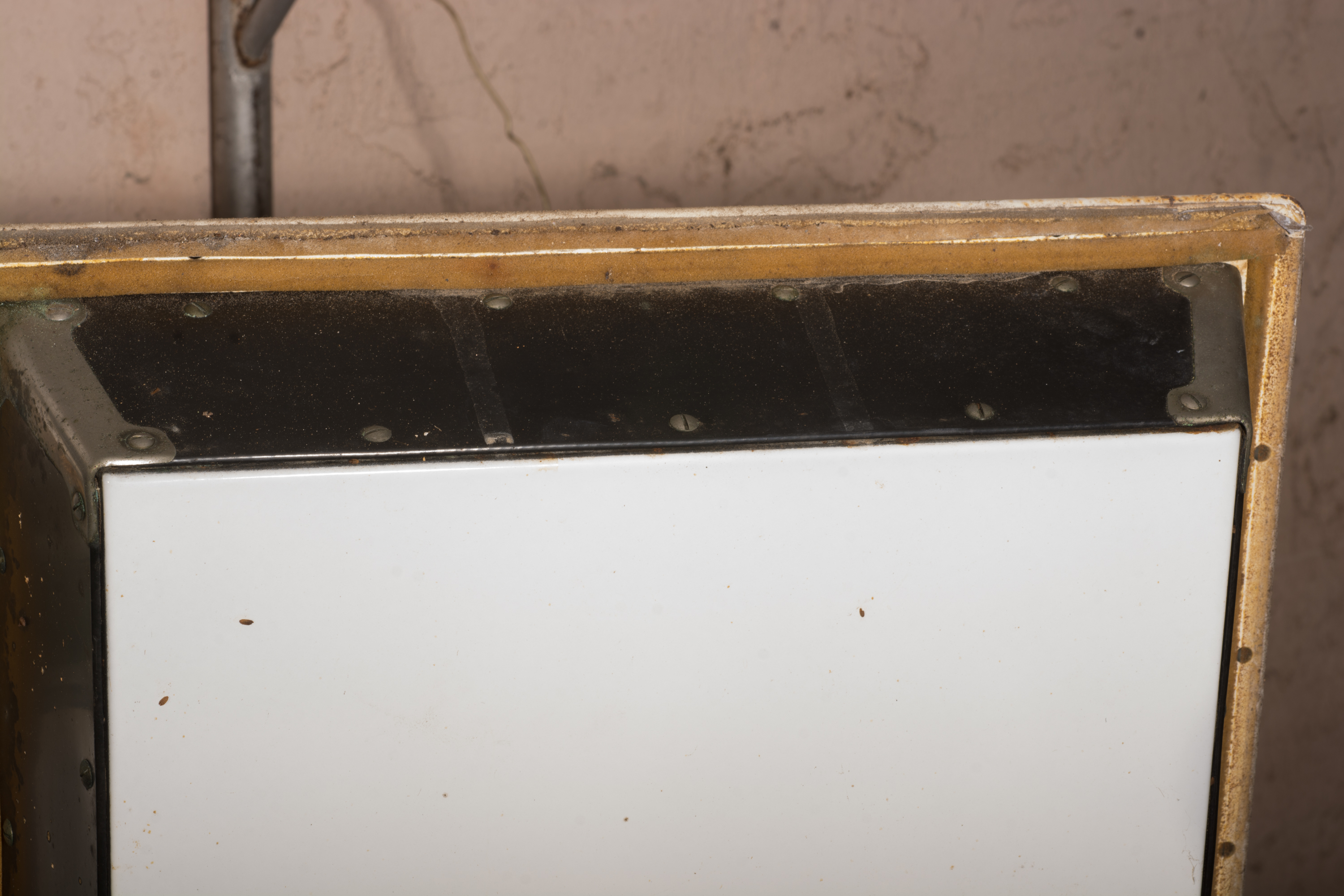 Antique General Electric Refrigerator, Circa 1920s