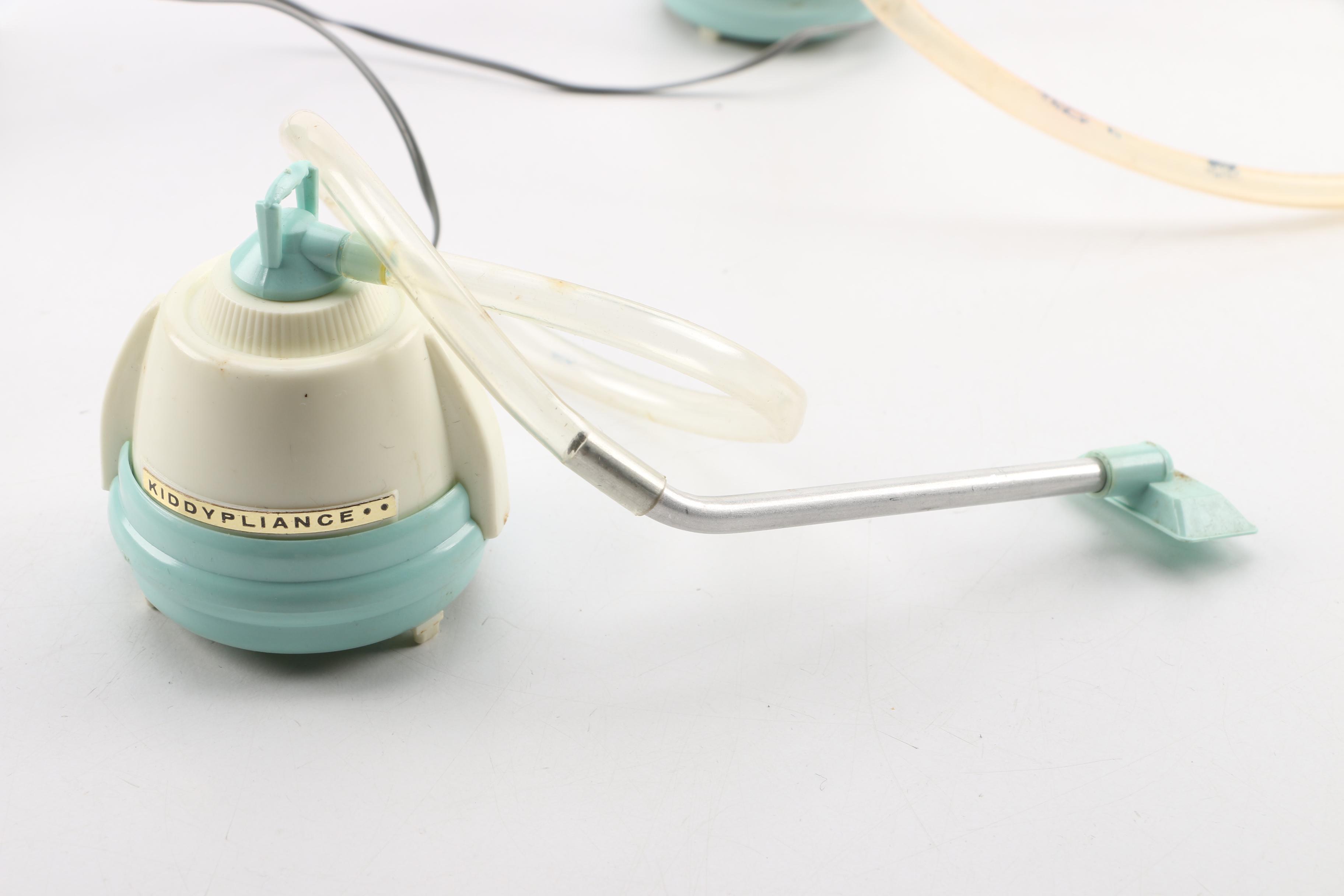 1950s Bachmann Kiddypliance Vacuum Cleaner