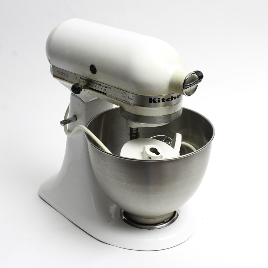 KitchenAid Classic White Stand Mixer Model K45SS