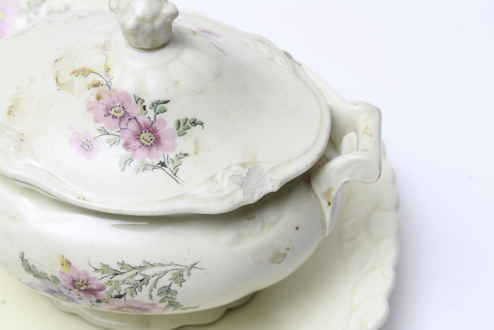 Vintage Homer Laughlin "Virginia Rose" Tableware 1950s