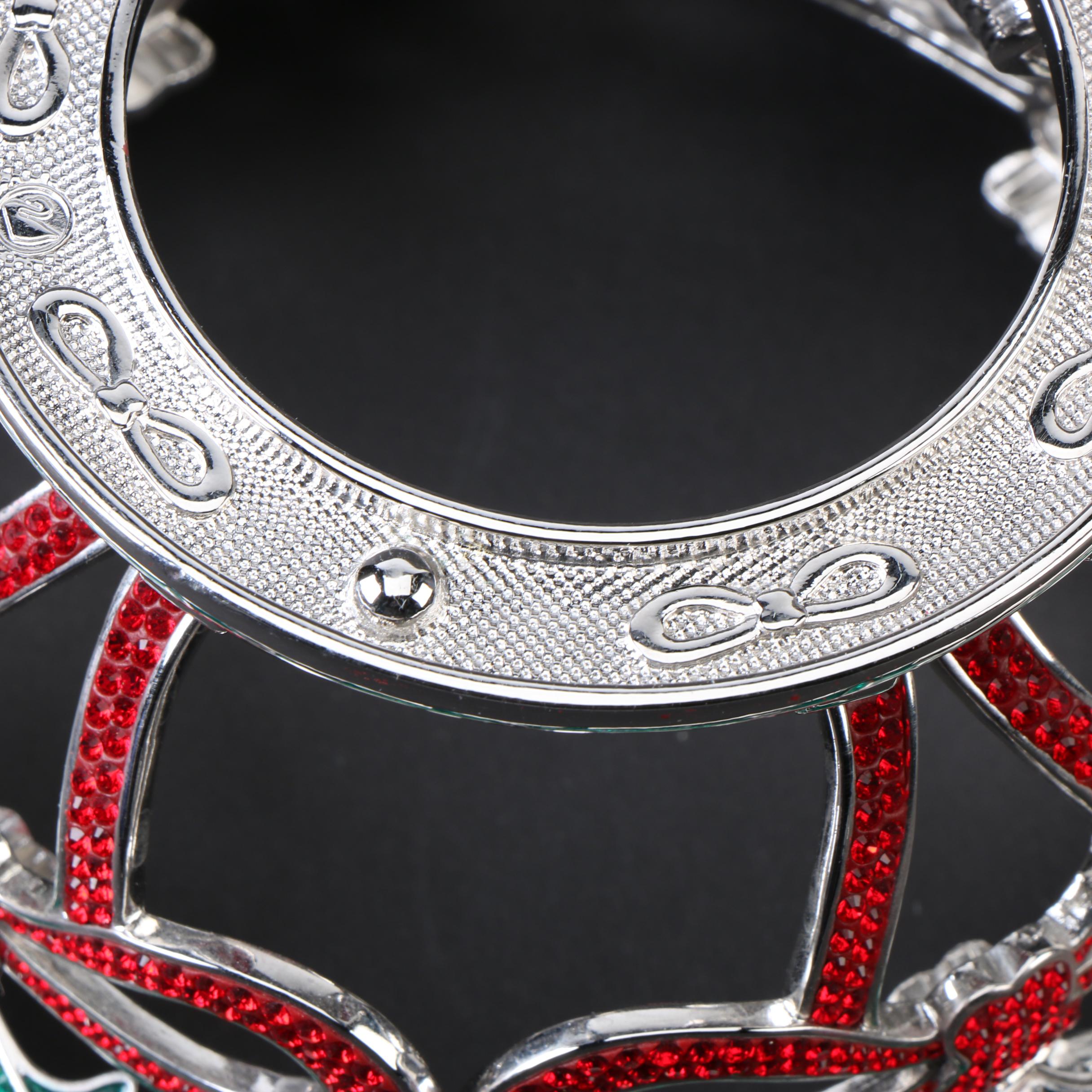 2004 Swarovski "Holiday" Crystal Bowl Set