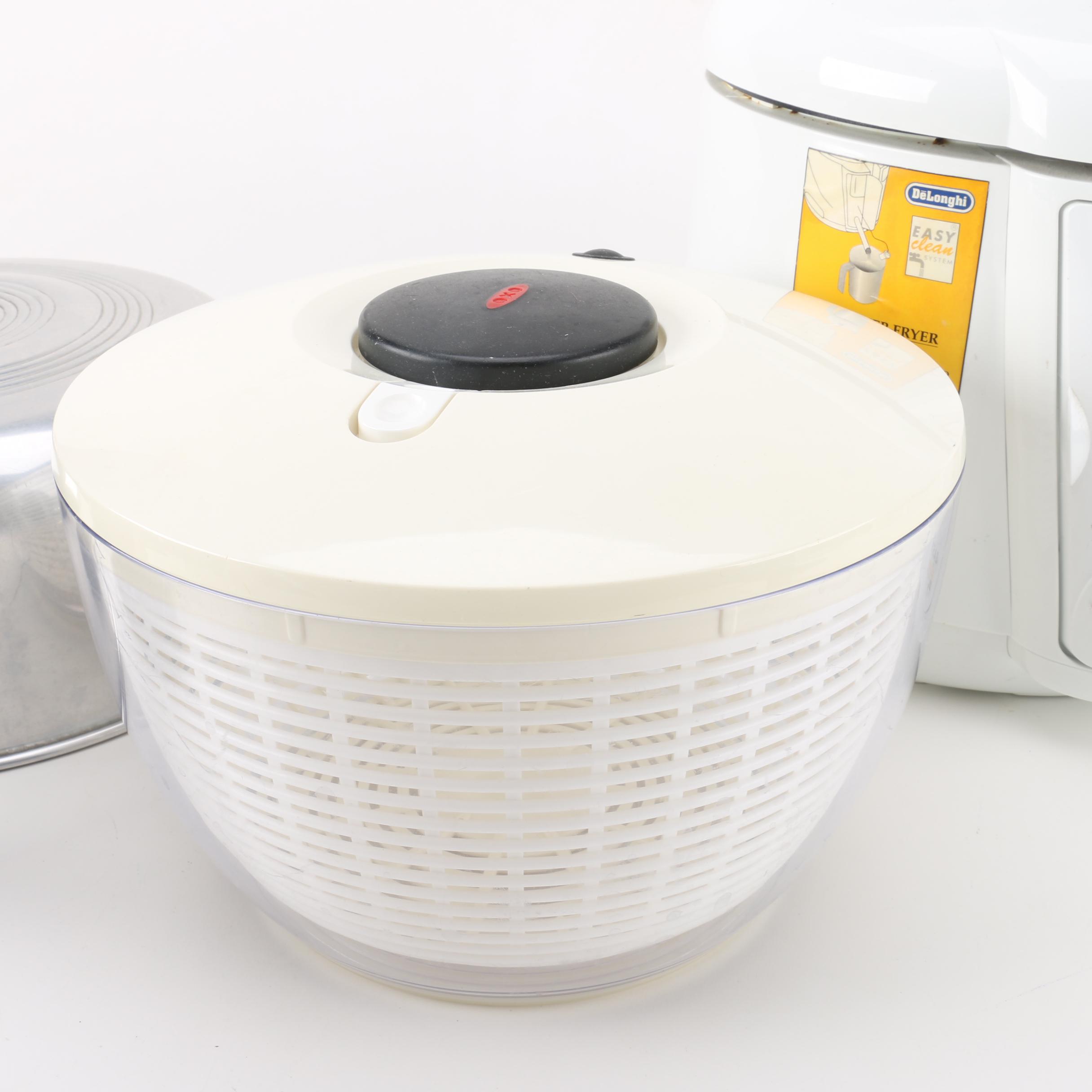 Collection of Kitchen Appliances Including DeLonghi Deep Fryer