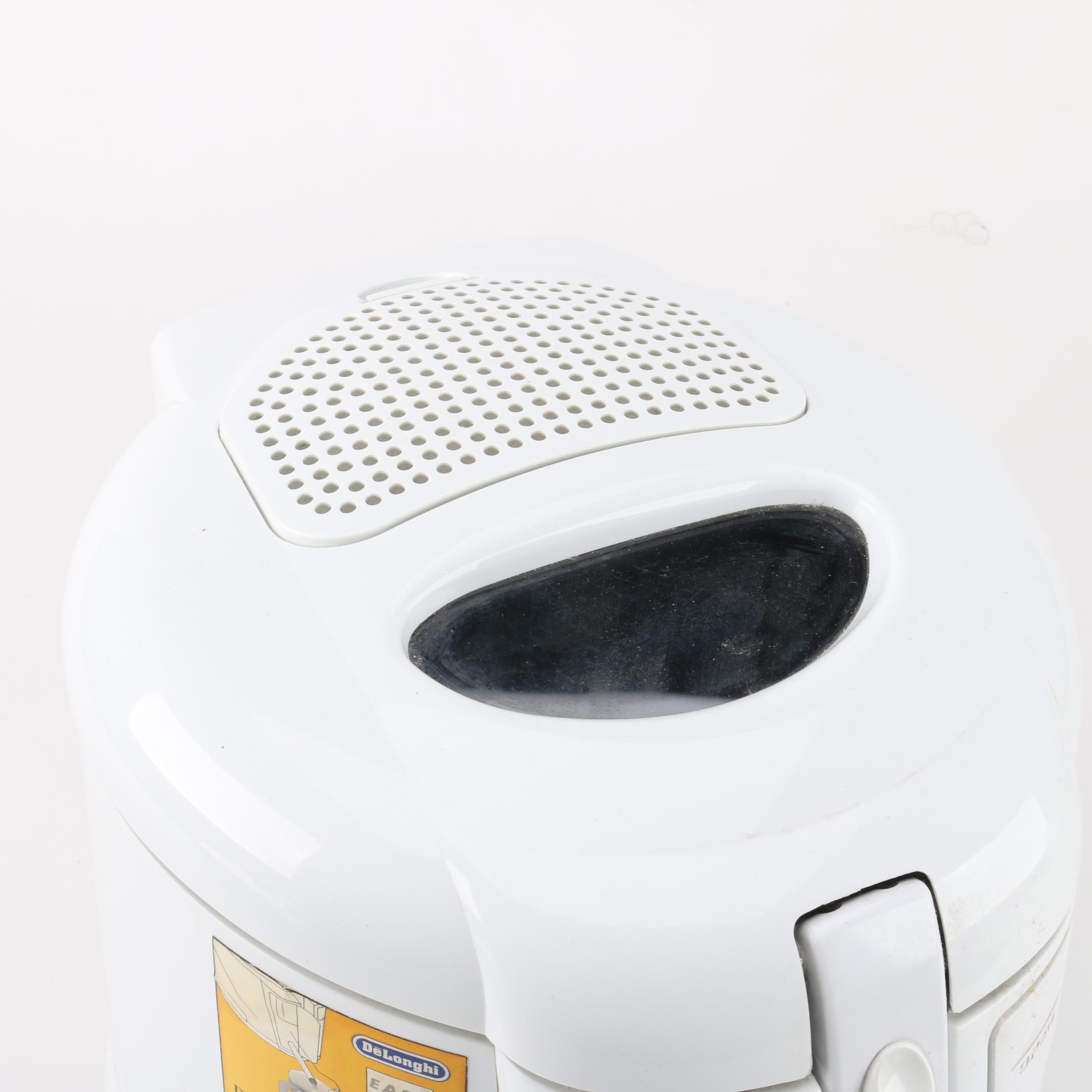 Collection of Kitchen Appliances Including DeLonghi Deep Fryer