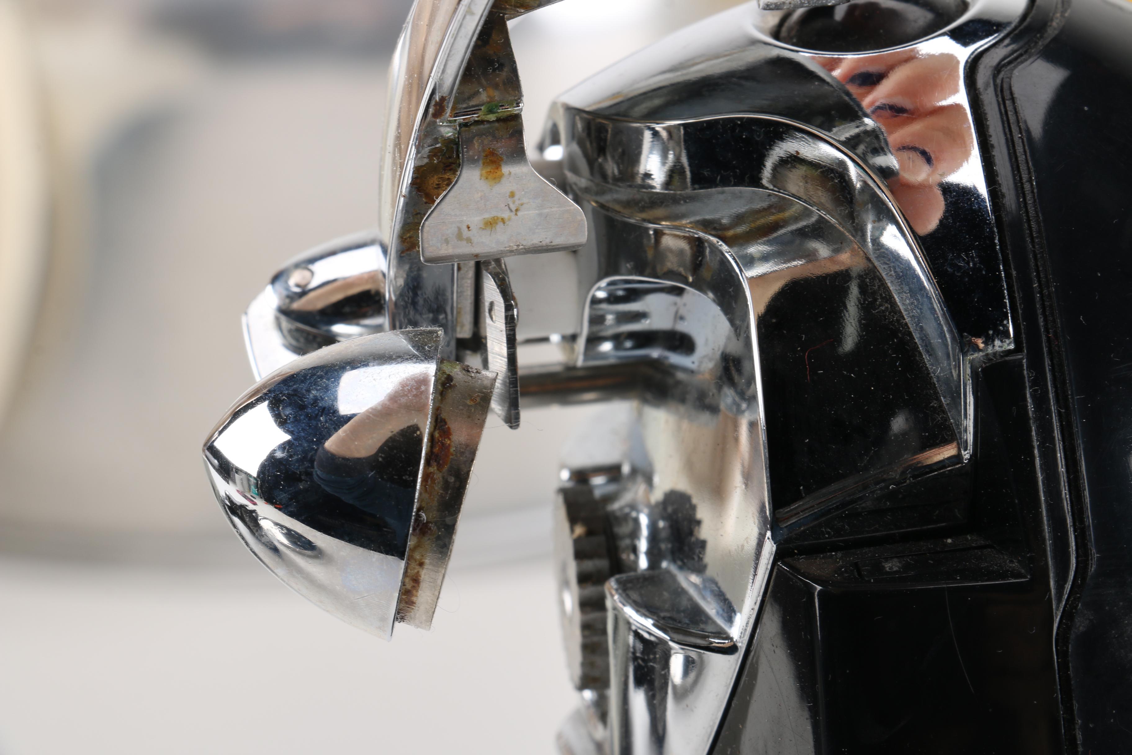 Collection of Kitchen Appliances Including DeLonghi Deep Fryer