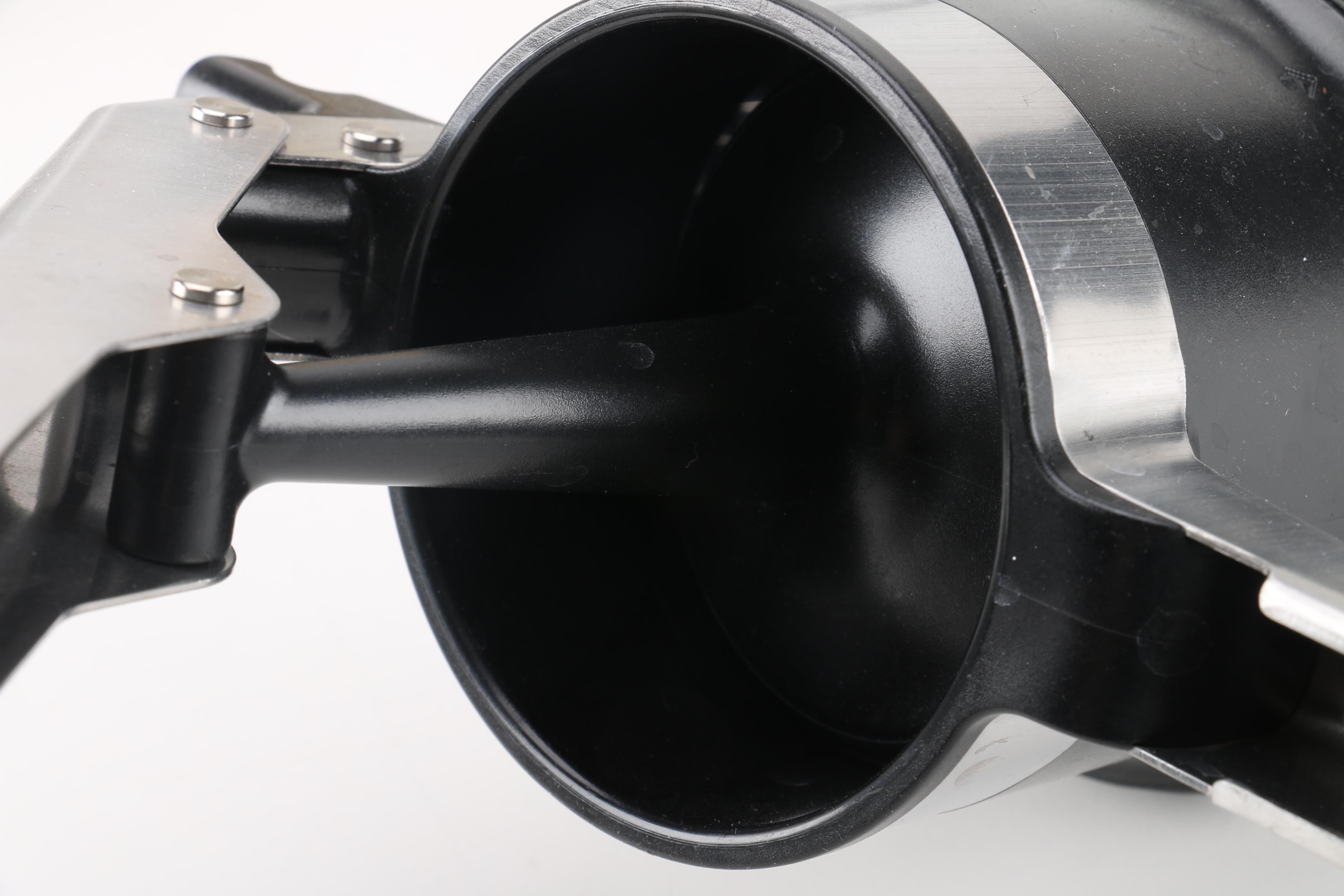 Collection of Kitchen Appliances Including DeLonghi Deep Fryer