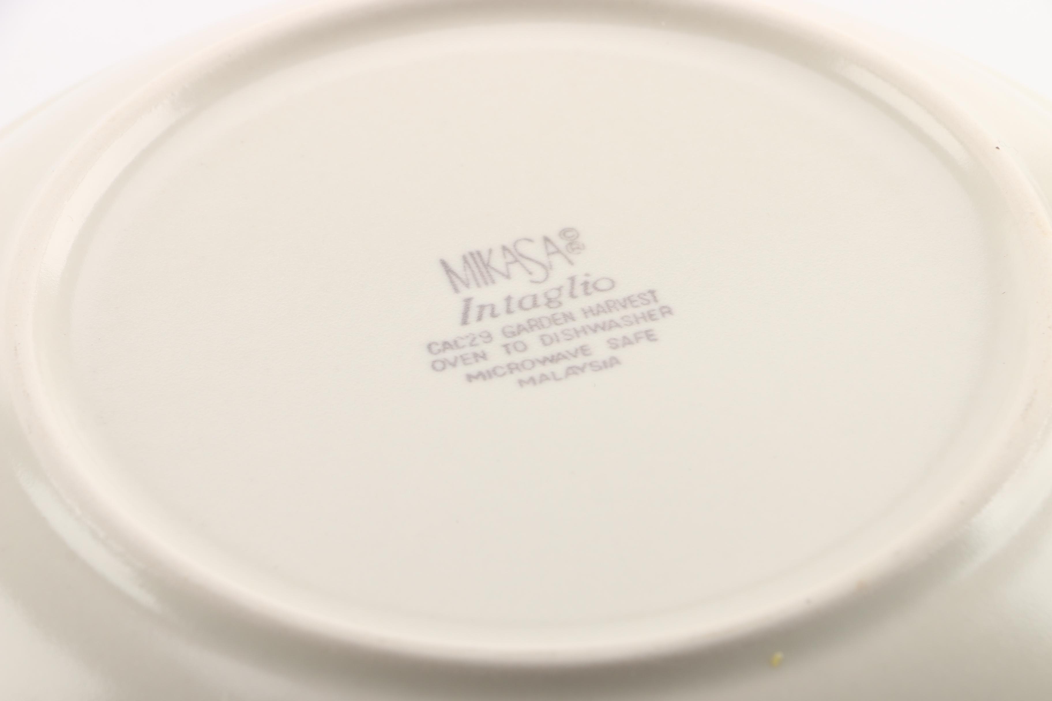 Mikasa Intaglio "Garden Harvest" Dinnerware