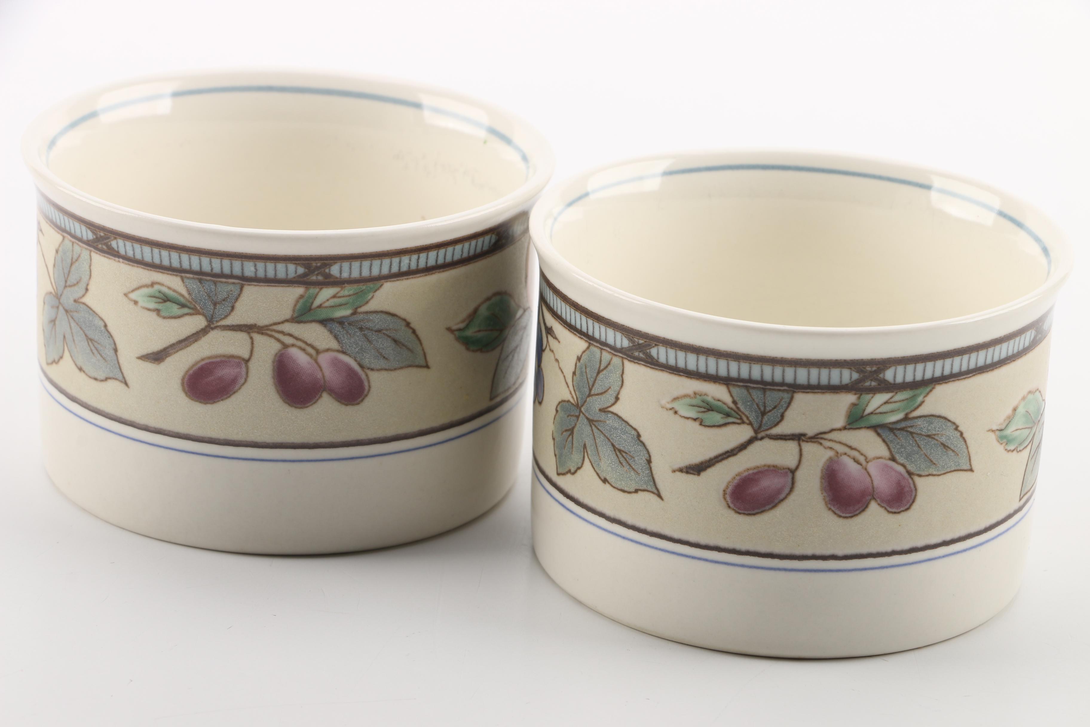 Mikasa Intaglio "Garden Harvest" Dinnerware