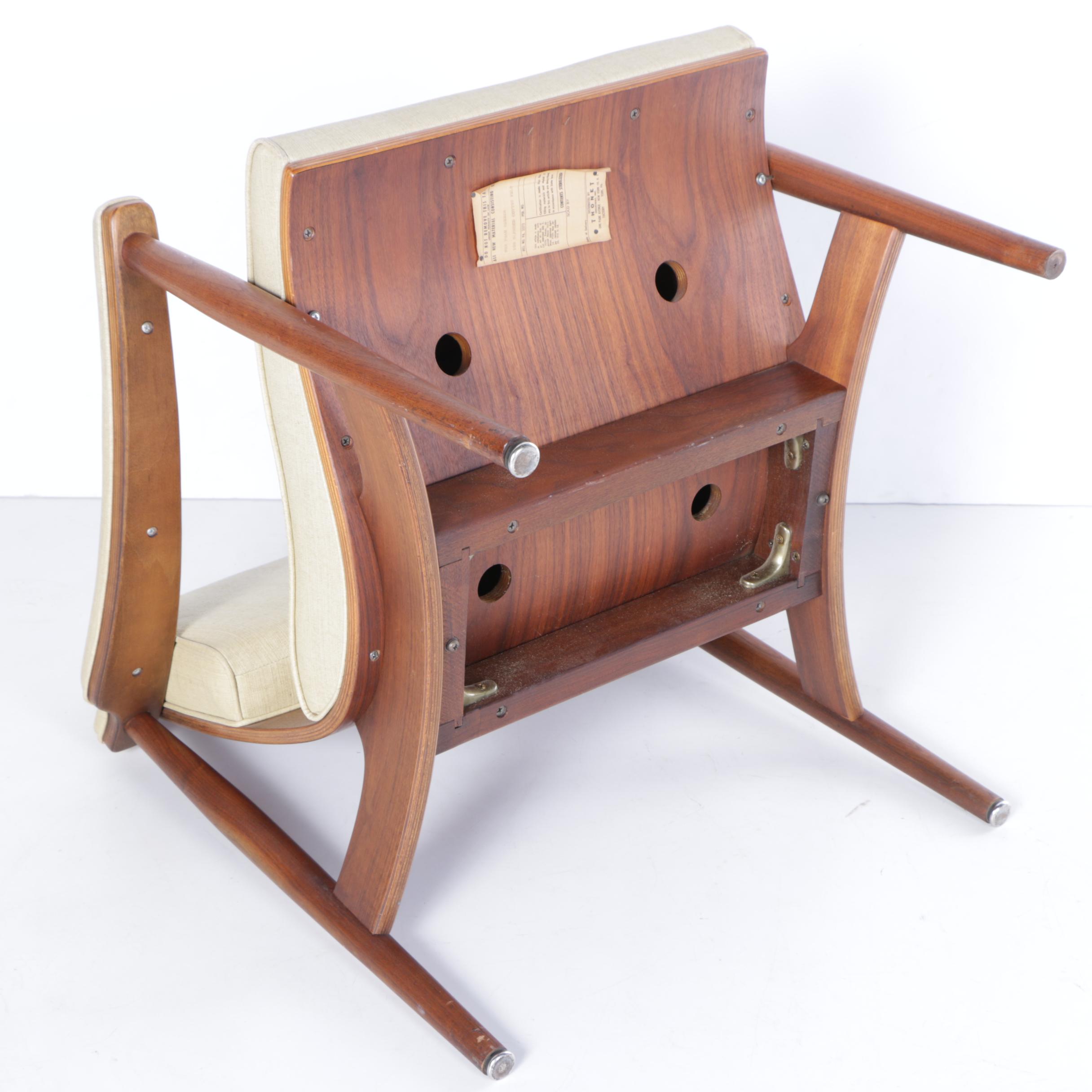 Vintage 1960s Mid Century Modern Thonet Walnut and Bentwood Lounge Chair