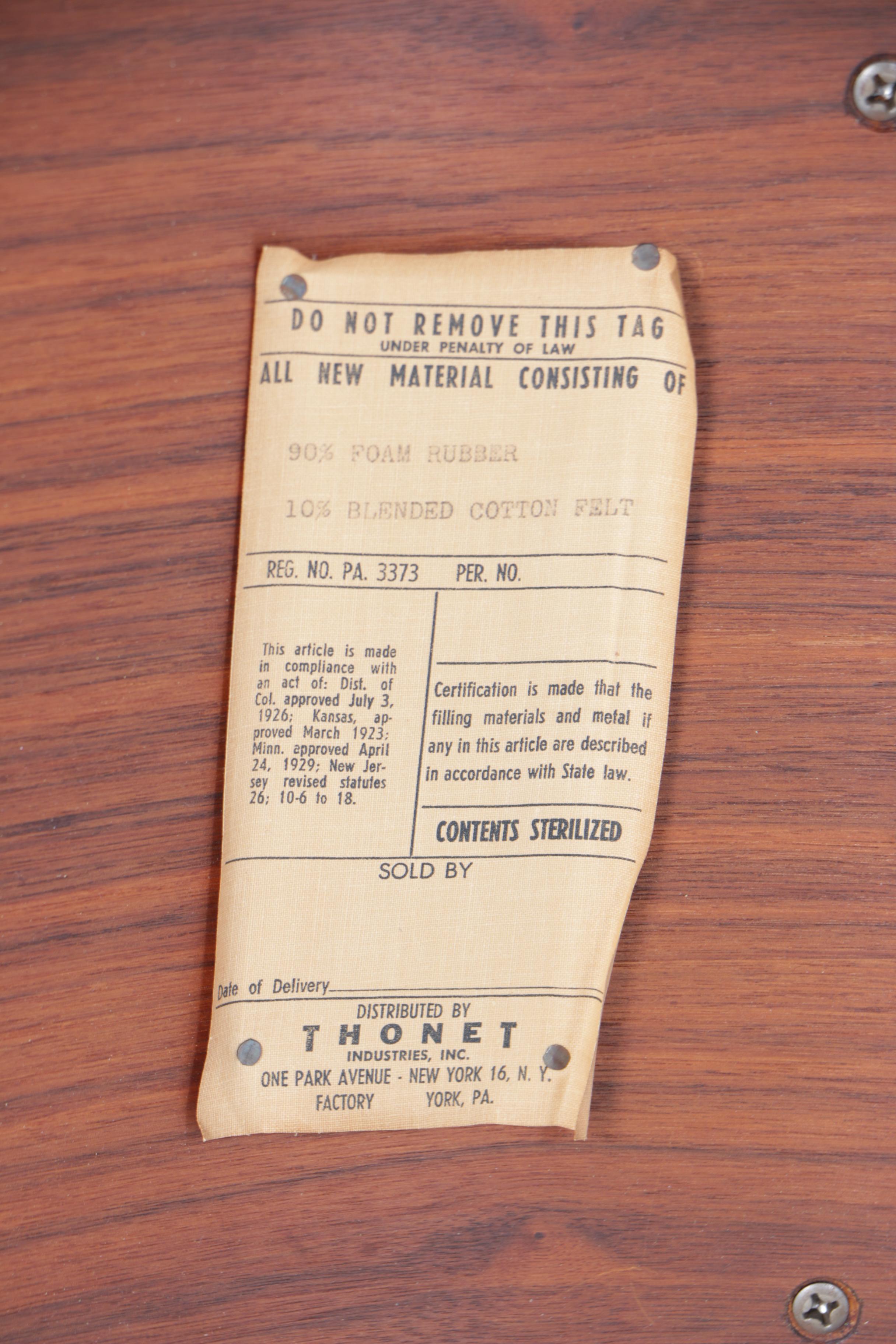 Vintage 1960s Mid Century Modern Thonet Walnut and Bentwood Lounge Chair