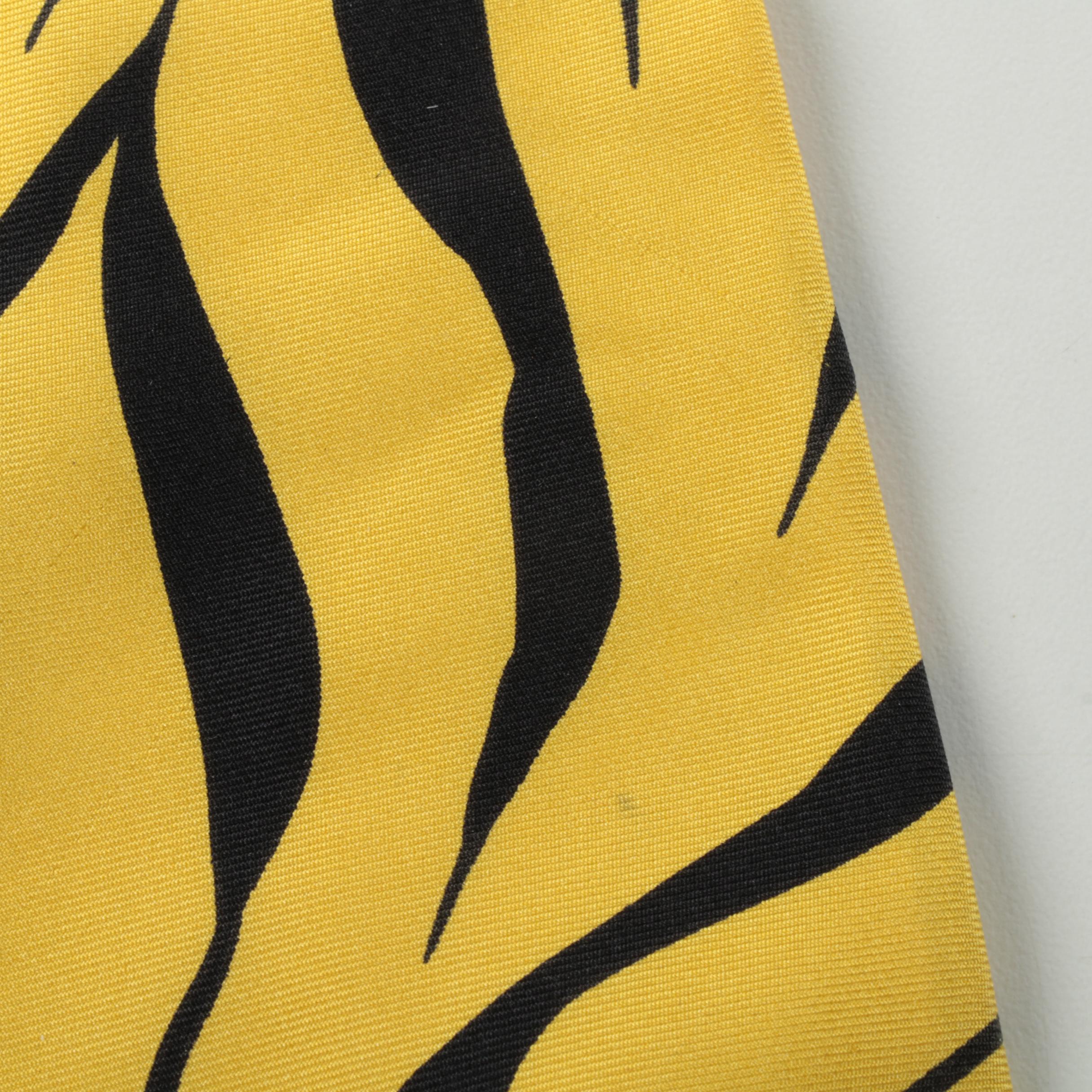 Gianni Versace Couture Bold Patterned Silk Necktie, Made in Italy