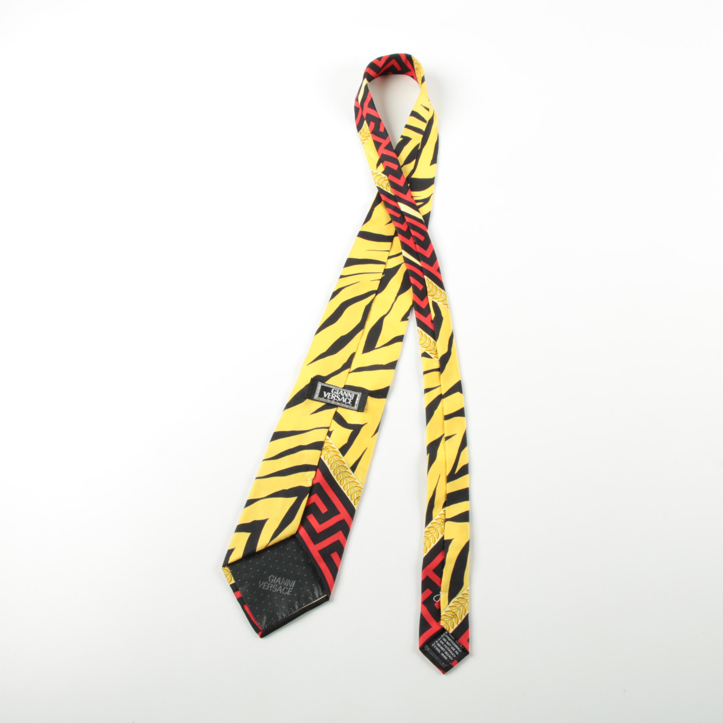 Gianni Versace Couture Bold Patterned Silk Necktie, Made in Italy