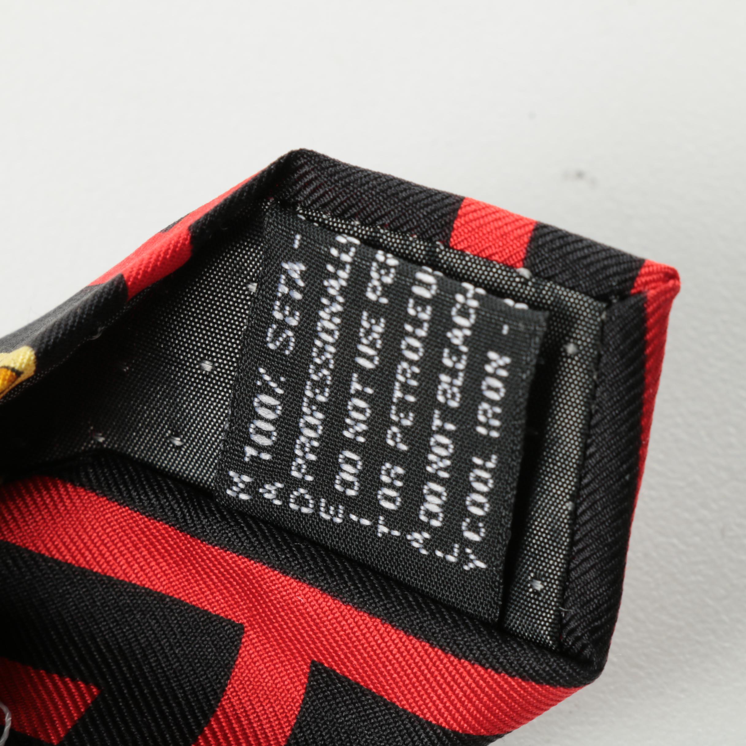 Gianni Versace Couture Bold Patterned Silk Necktie, Made in Italy