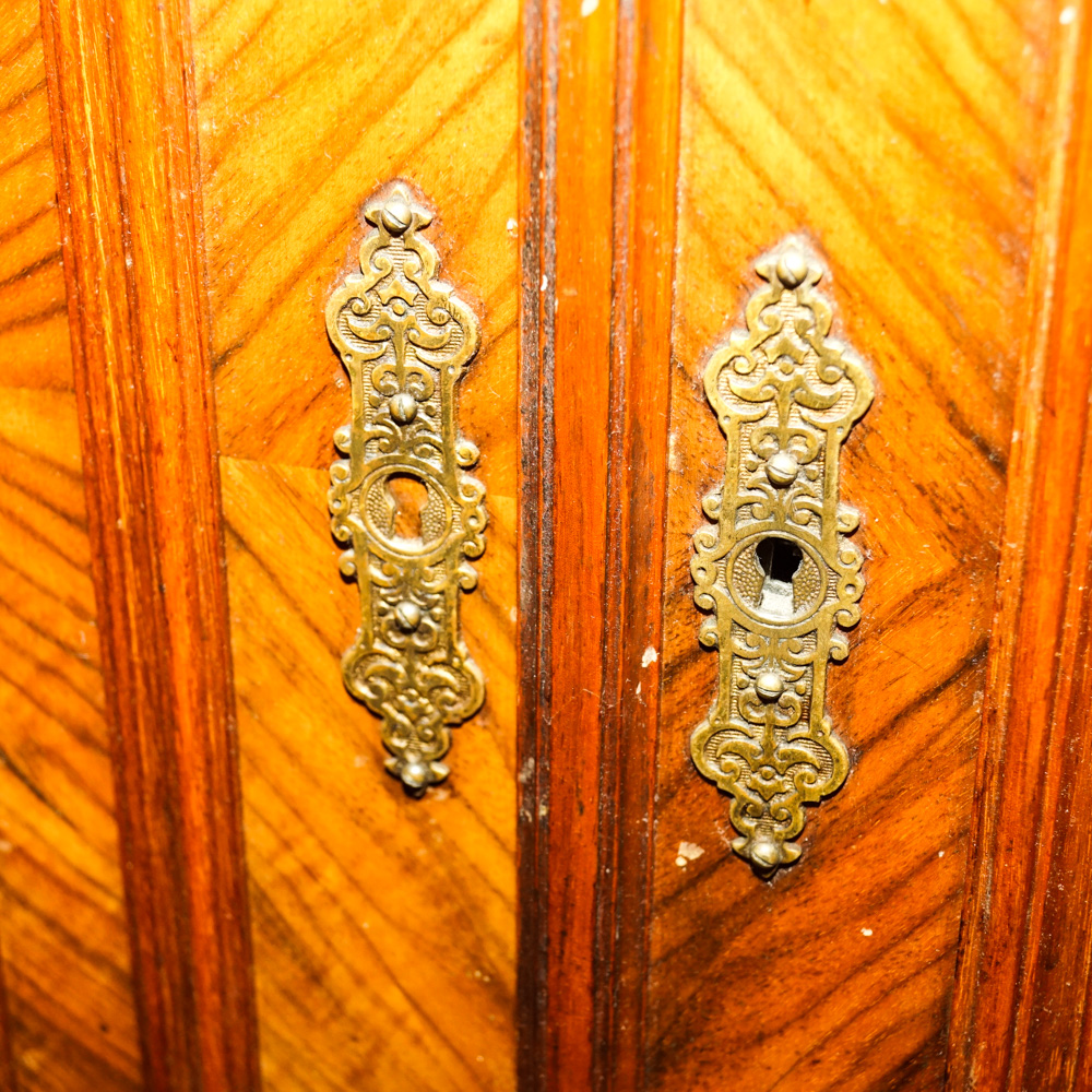 Victorian Buffet Cabinet with Mirror