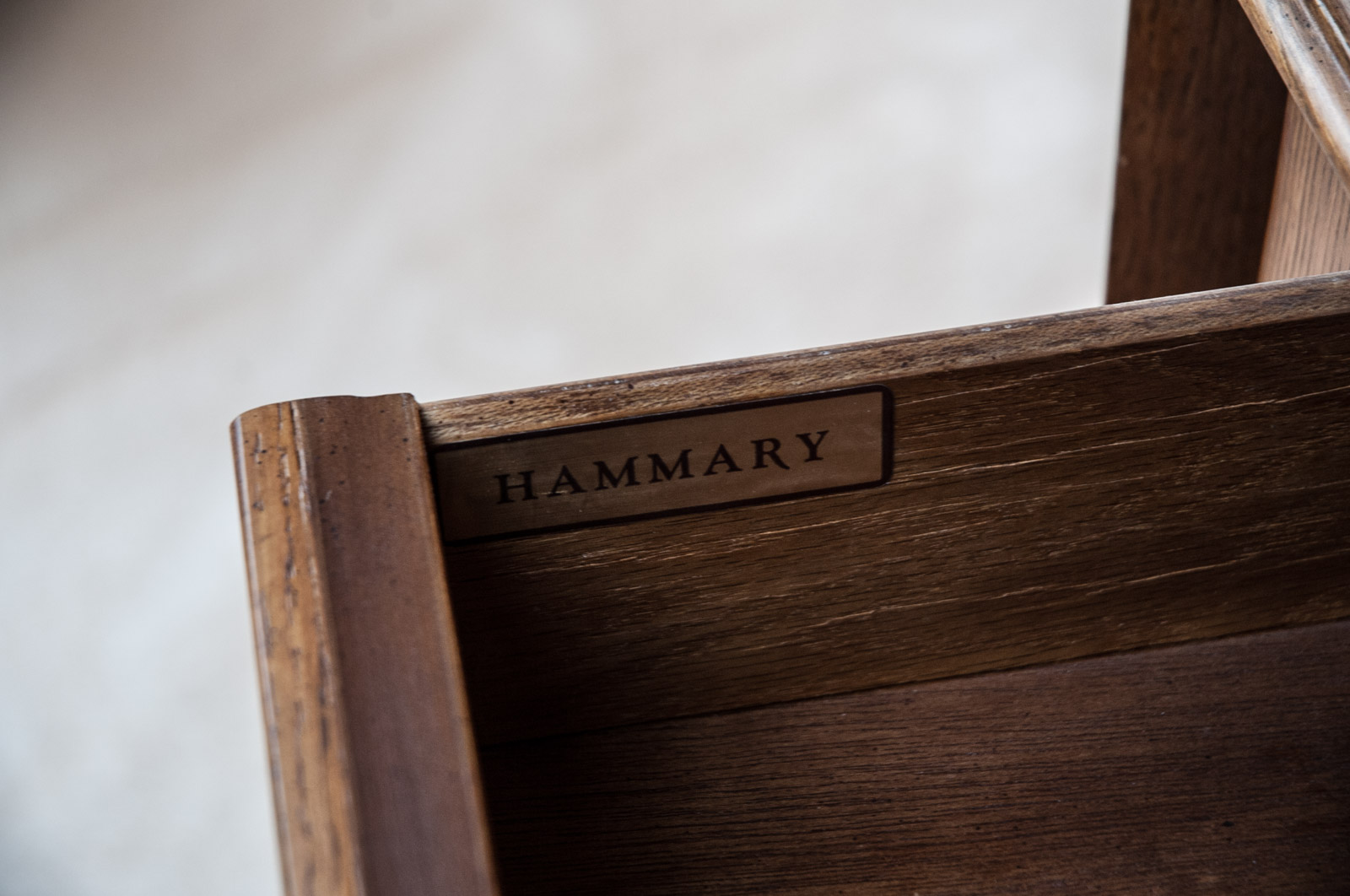 Hammary Sofa Table and Bench
