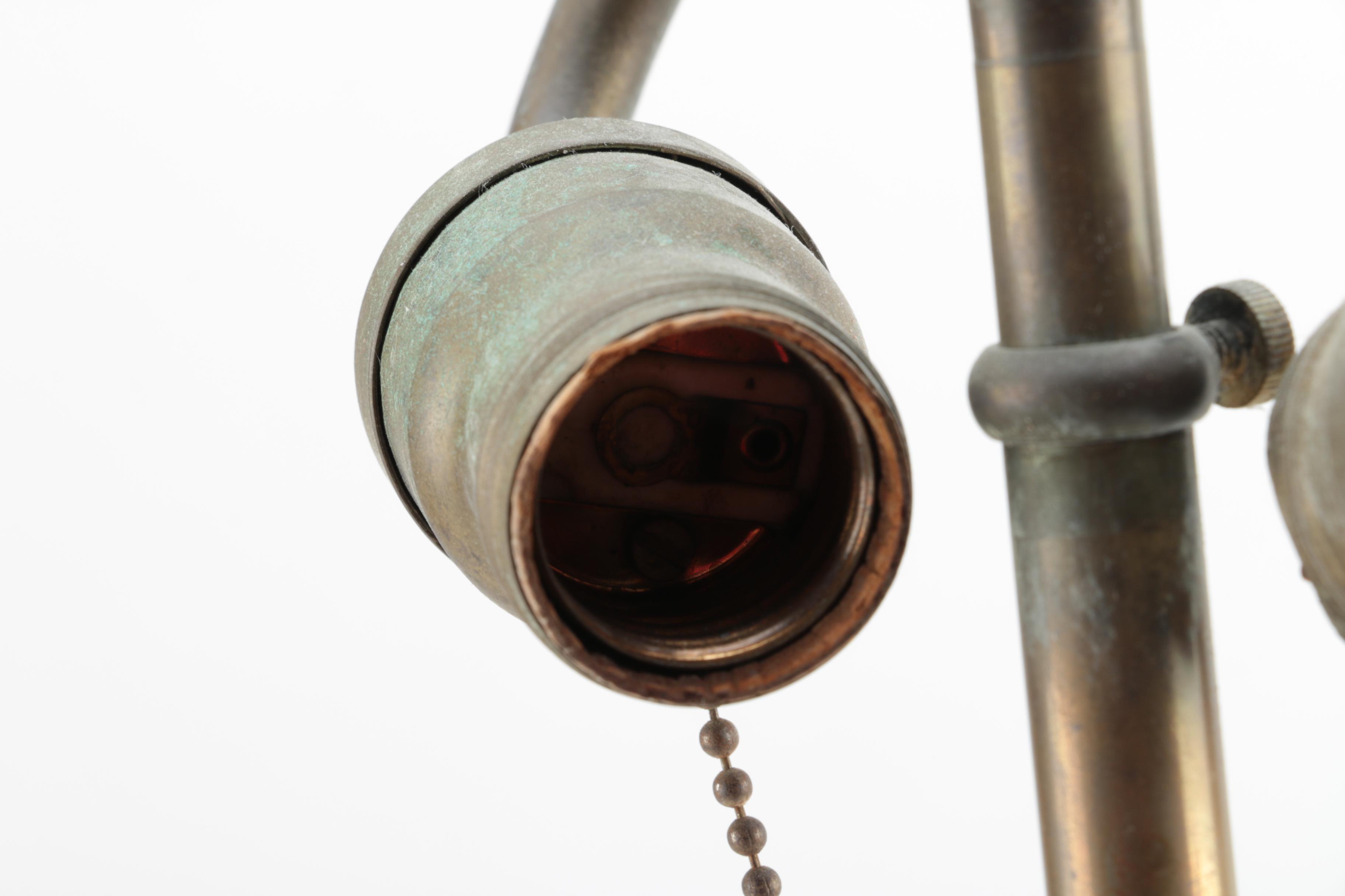 Vintage Floral Table Lamp