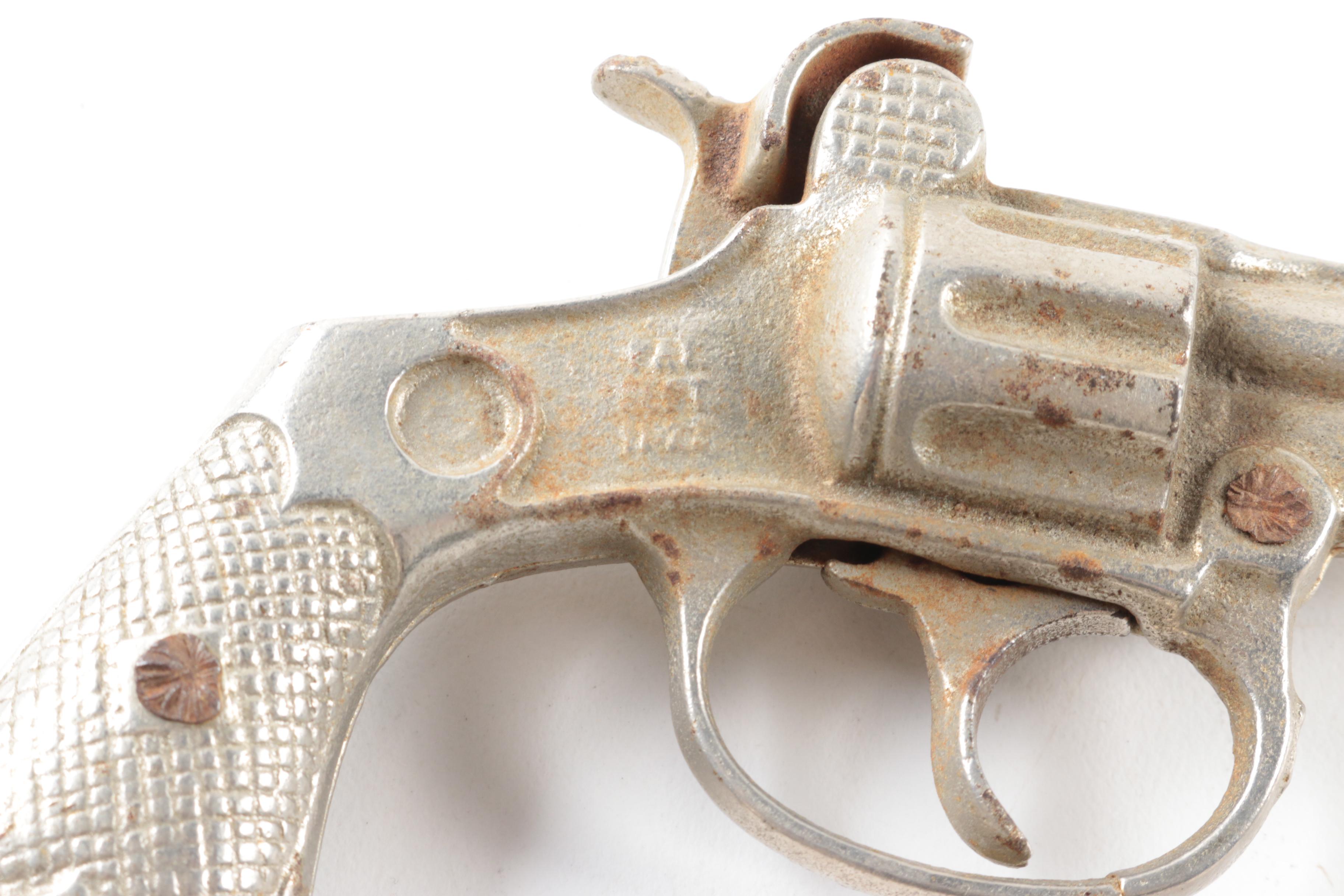 Vintage Kenton Sliko Cast Iron Cap Gun, C. 1923