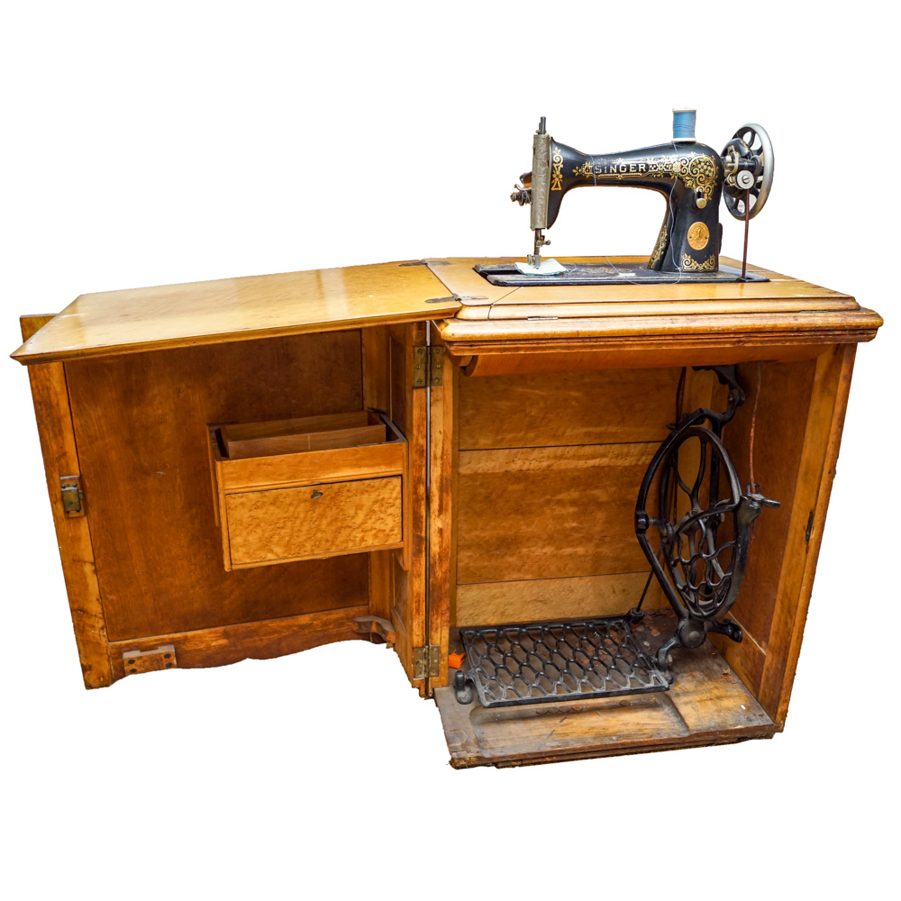 Singer Sewing Machine and Cabinet, Circa 1923