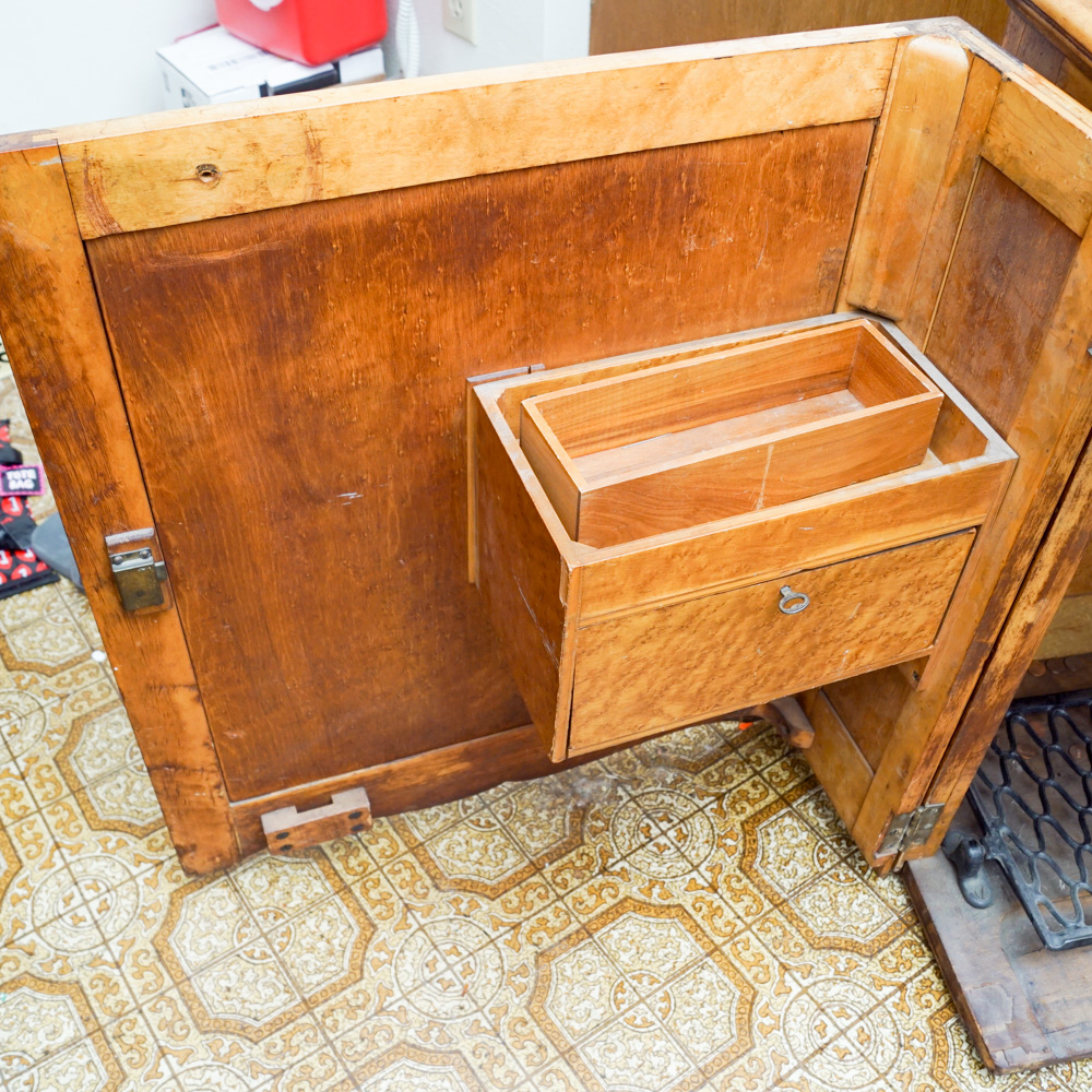Singer Sewing Machine and Cabinet, Circa 1923