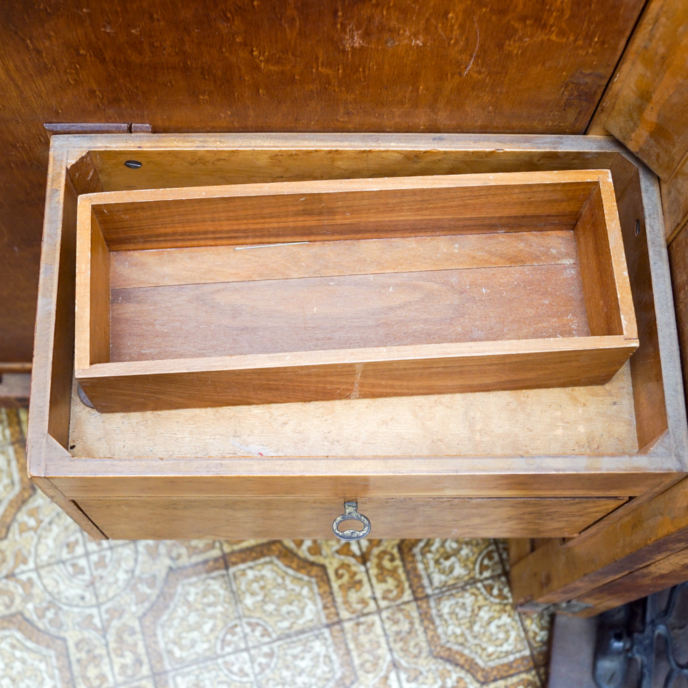 Singer Sewing Machine and Cabinet, Circa 1923