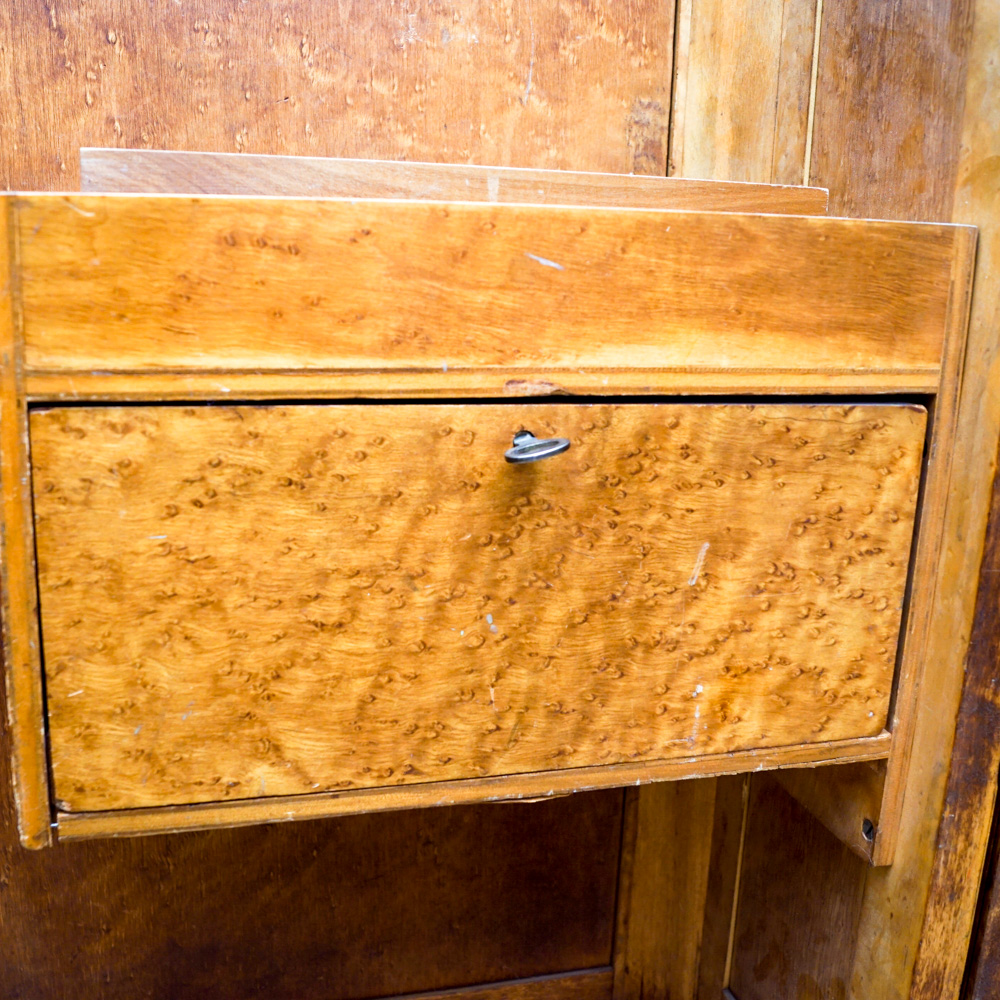 Singer Sewing Machine and Cabinet, Circa 1923