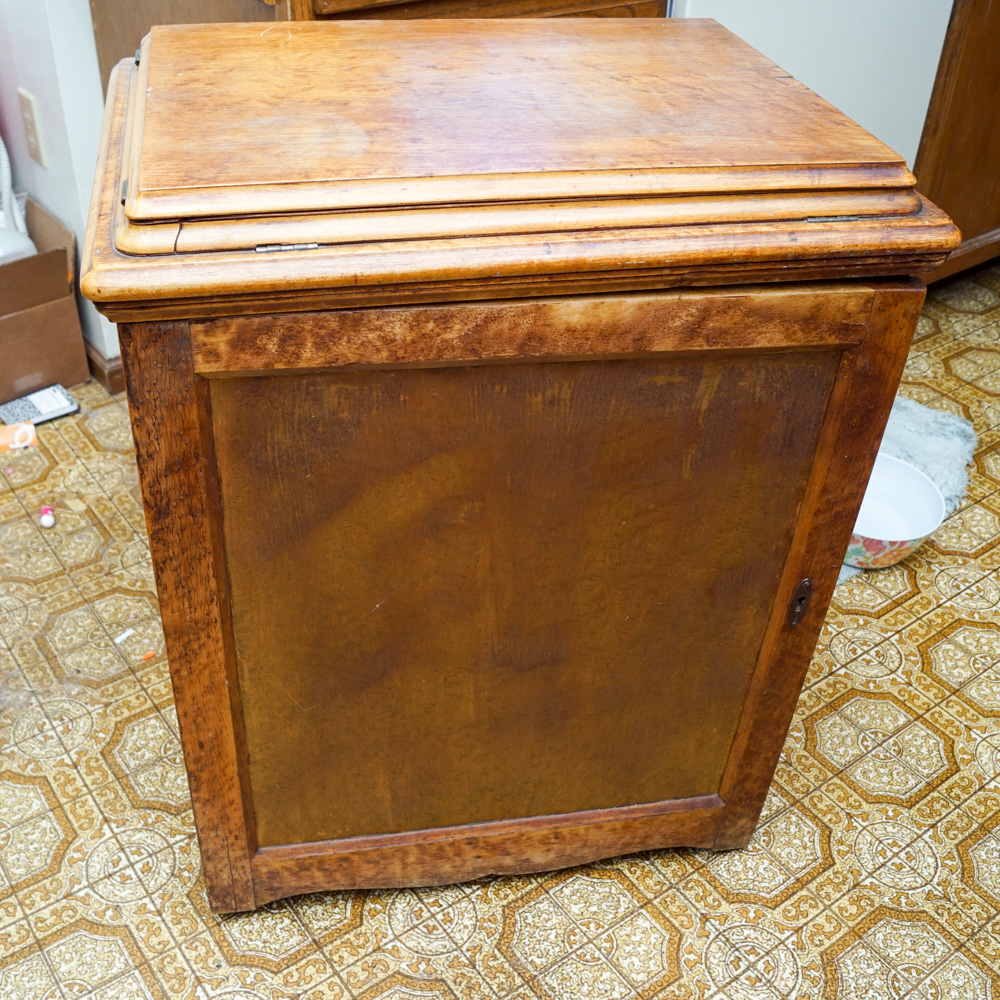 Singer Sewing Machine and Cabinet, Circa 1923