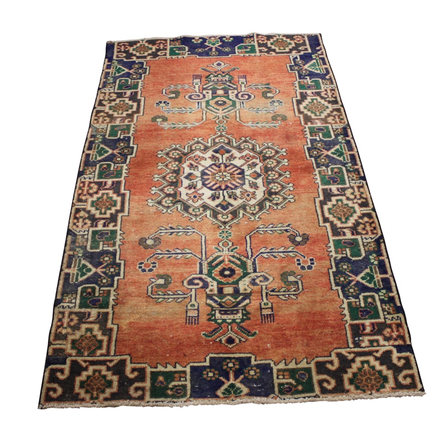Hand-Knotted Persian Heriz Wool Area Rug