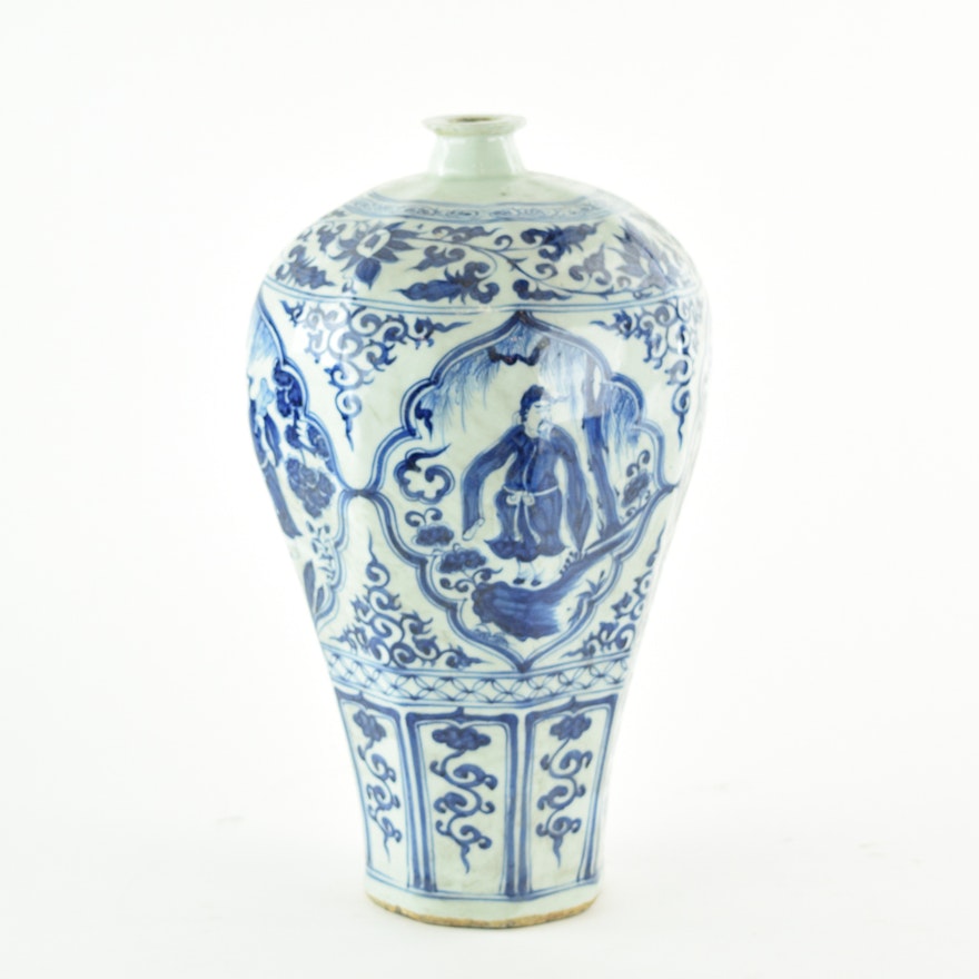 Hand-Painted Chinese Blue and White Ceramic Vase