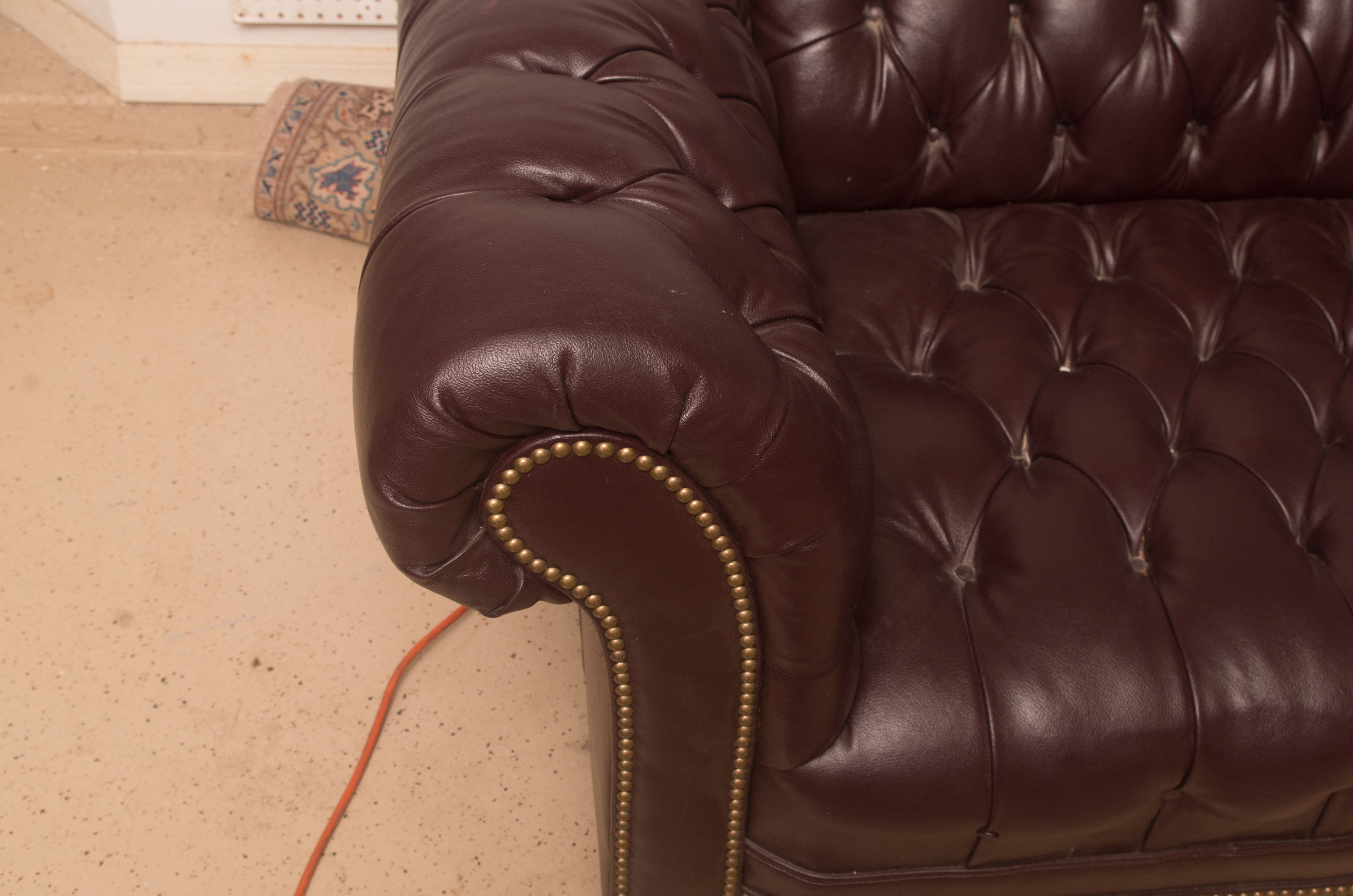 Tufted Burgundy Leatherette Chesterfield Sofa