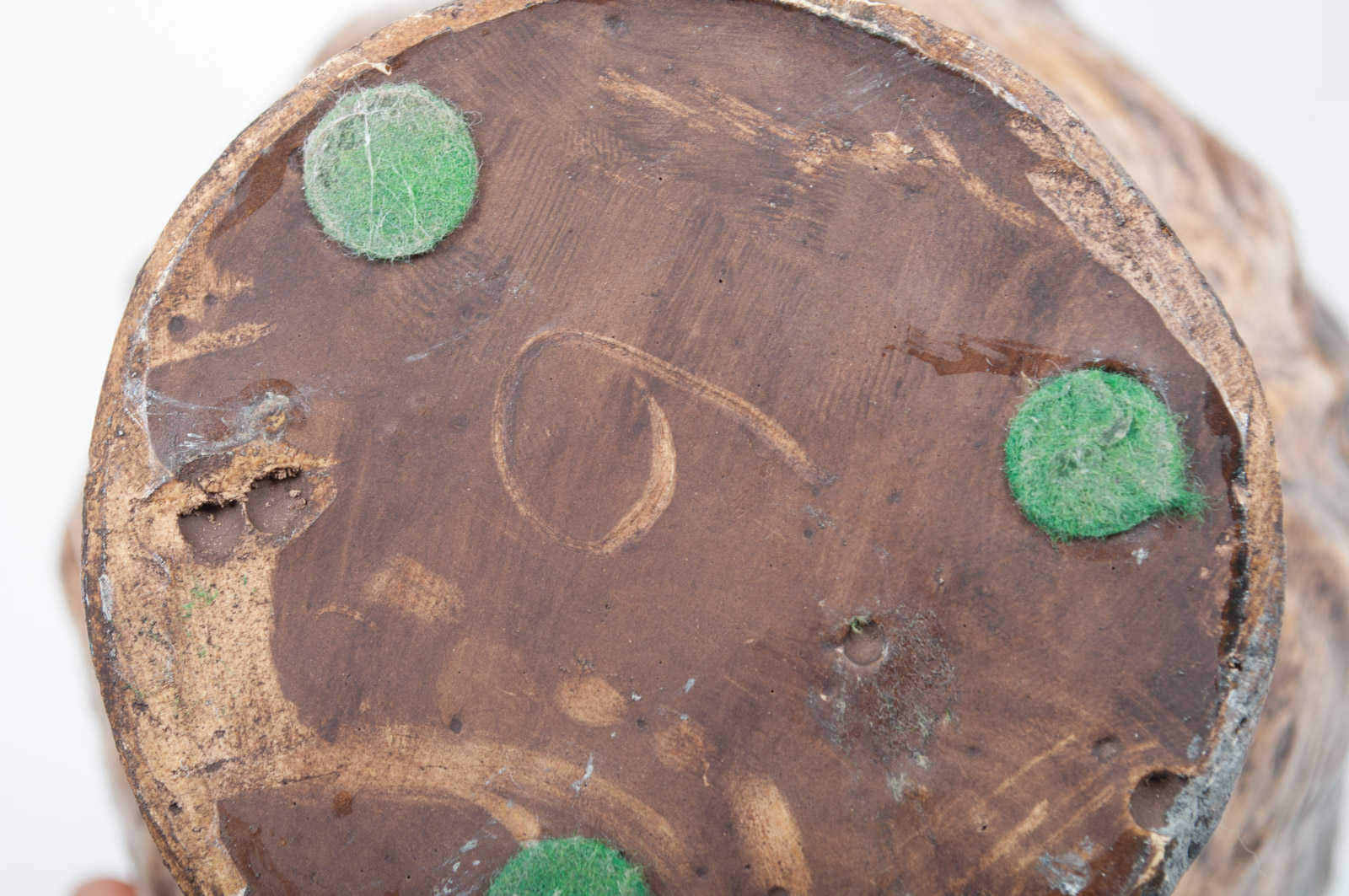 Assortment of Home Decor Featuring Oneida Heirloom Pewter Stein