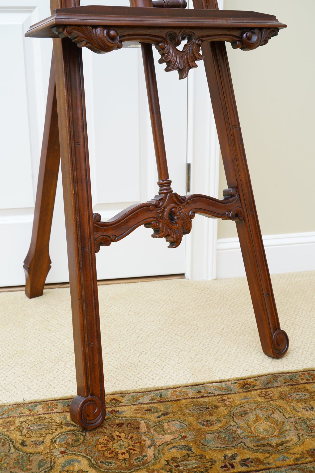 Mahogany Finished Carved Wood Display Easel