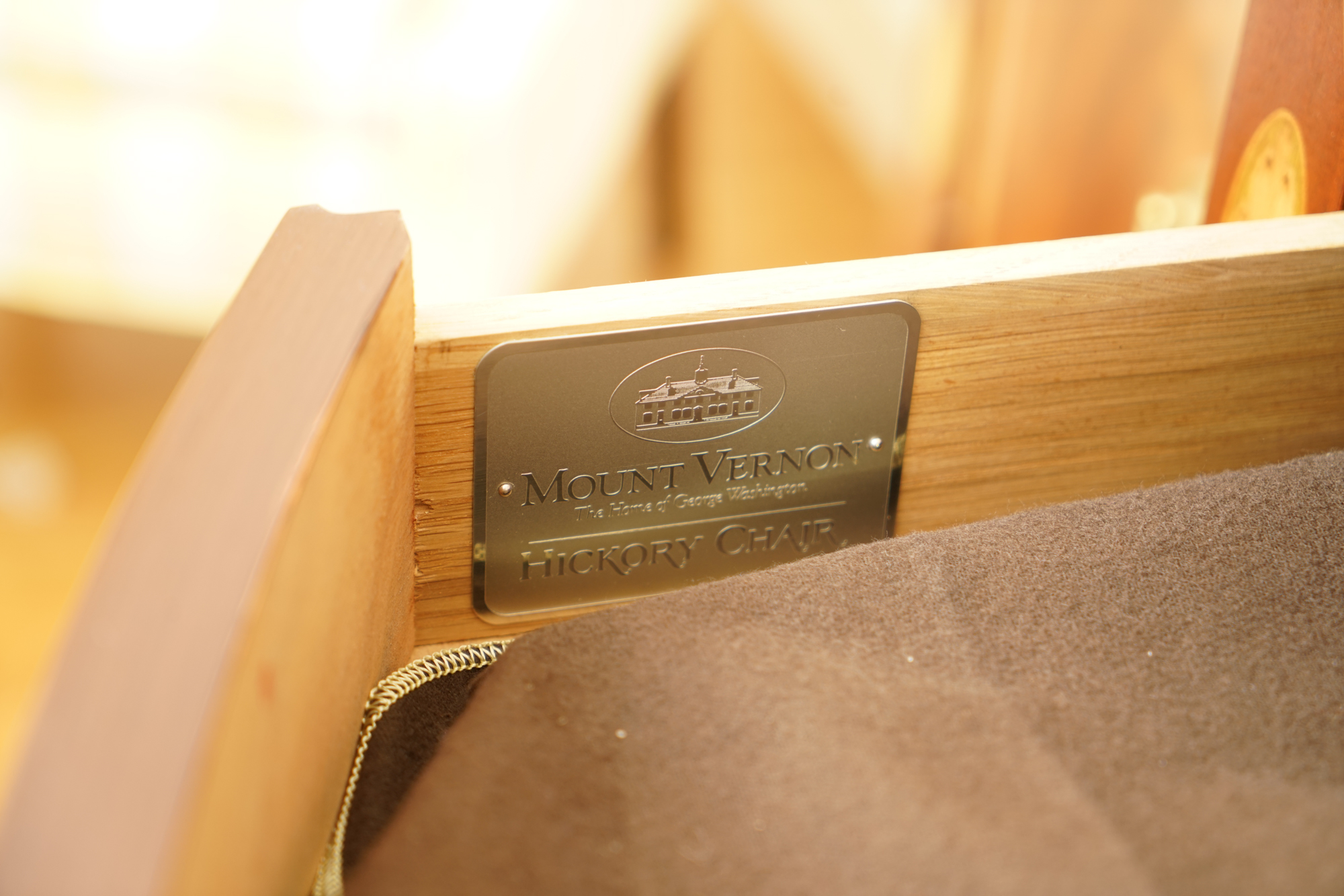 Federal-Style Mount Vernon Reproduction Mahogany Sideboard by Hickory Chair