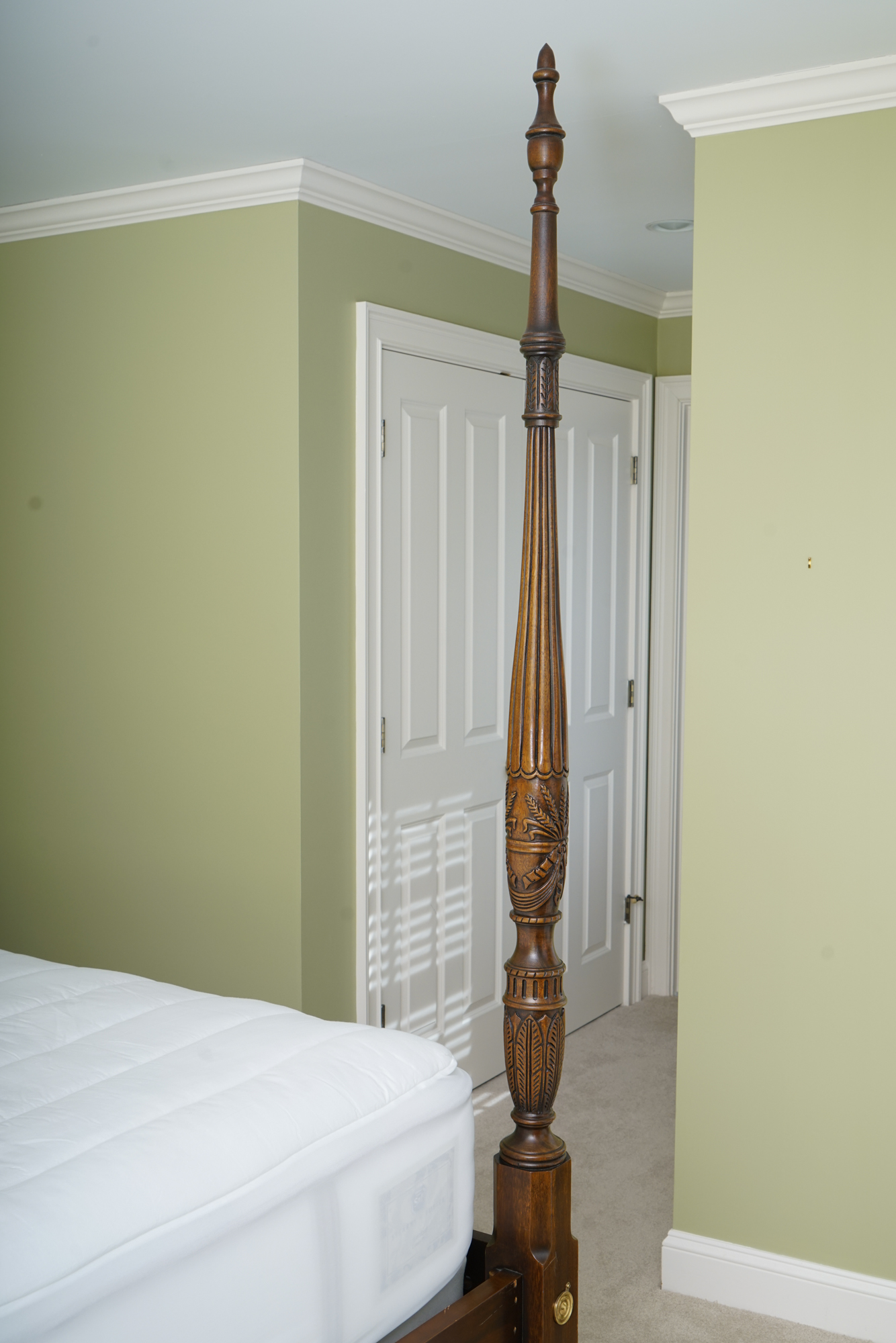 Queen Sized Four Poster Bed Frame by Drexel