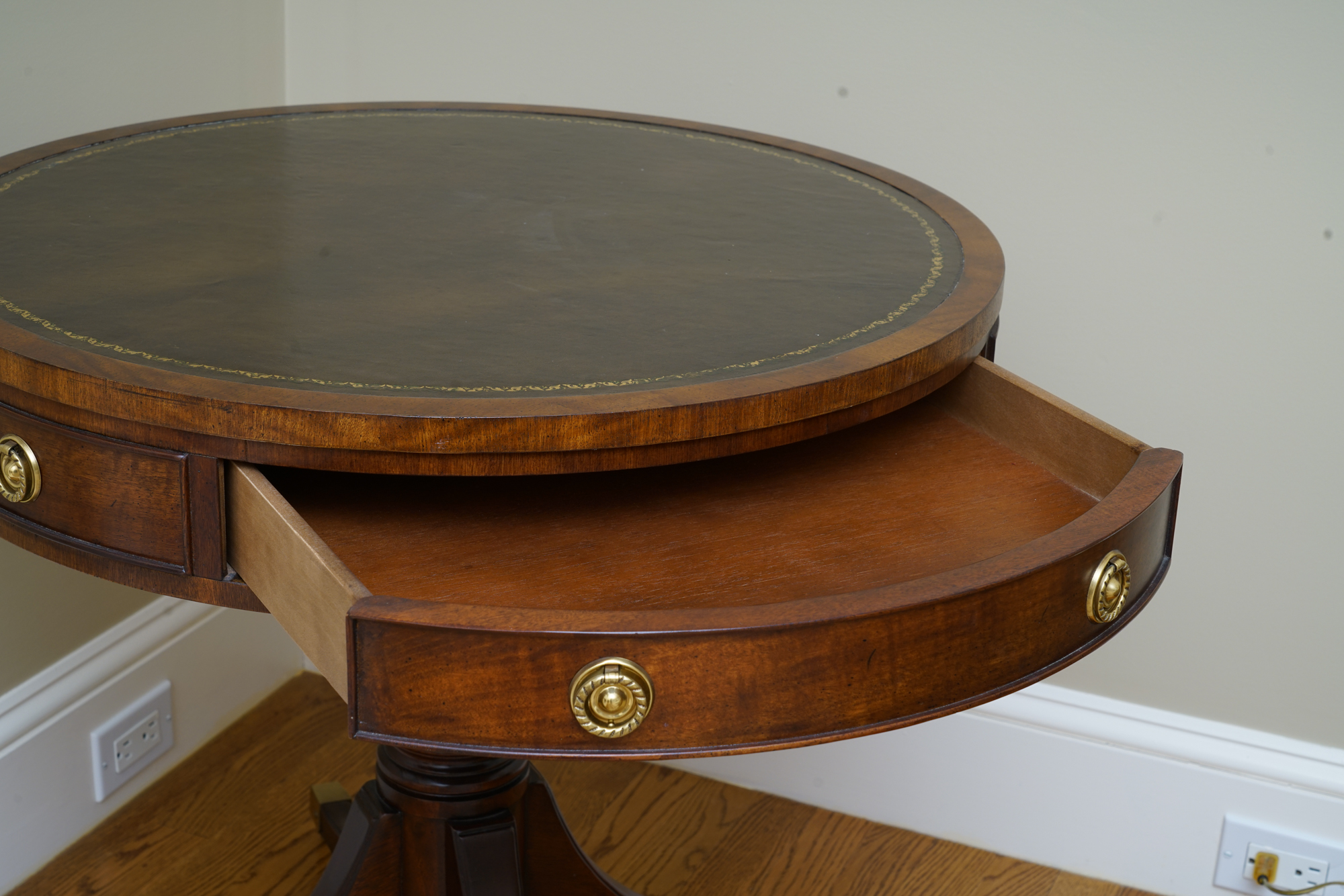 Duncan Phyfe Style Drum Table