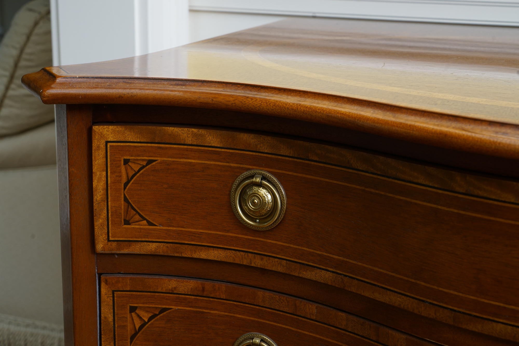 Vintage Hepplewhite Style Mahogany Chest of Drawers by Henredon