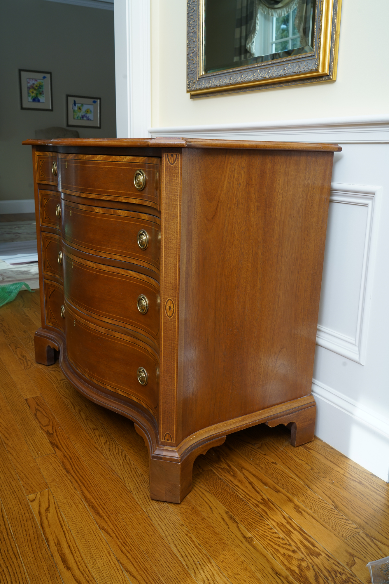 Vintage Hepplewhite Style Mahogany Chest of Drawers by Henredon