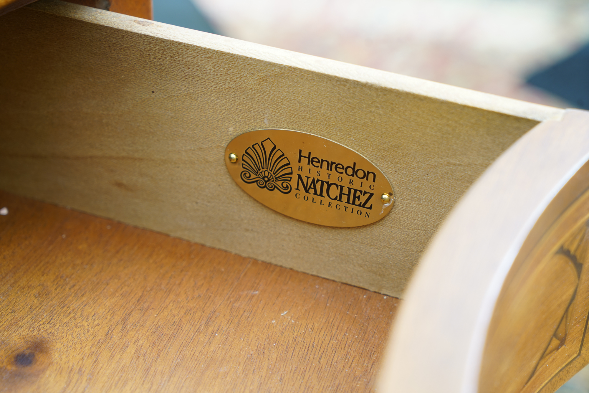 Vintage Hepplewhite Style Mahogany Chest of Drawers by Henredon