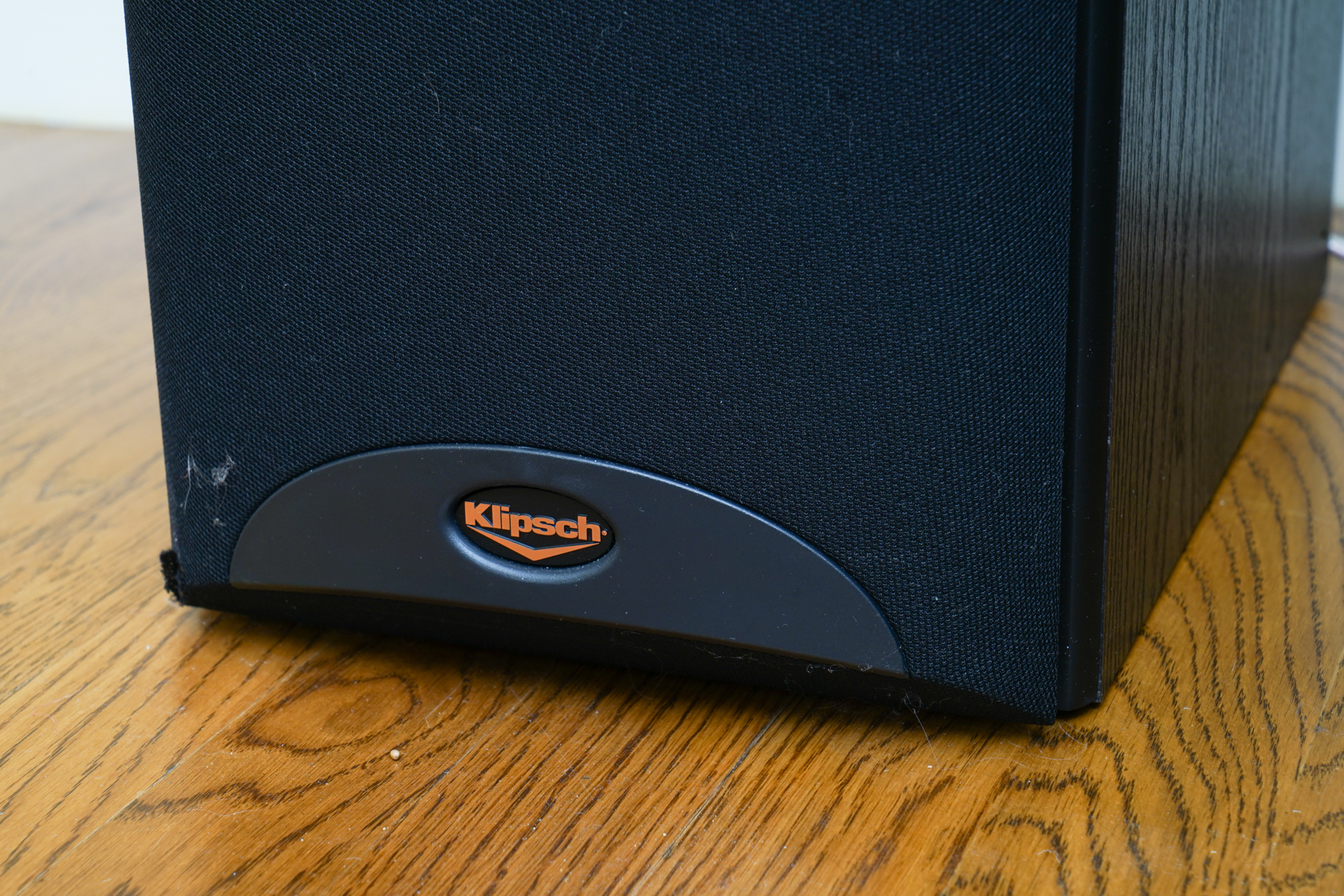 Klipsch Floor Speakers and Center Speaker