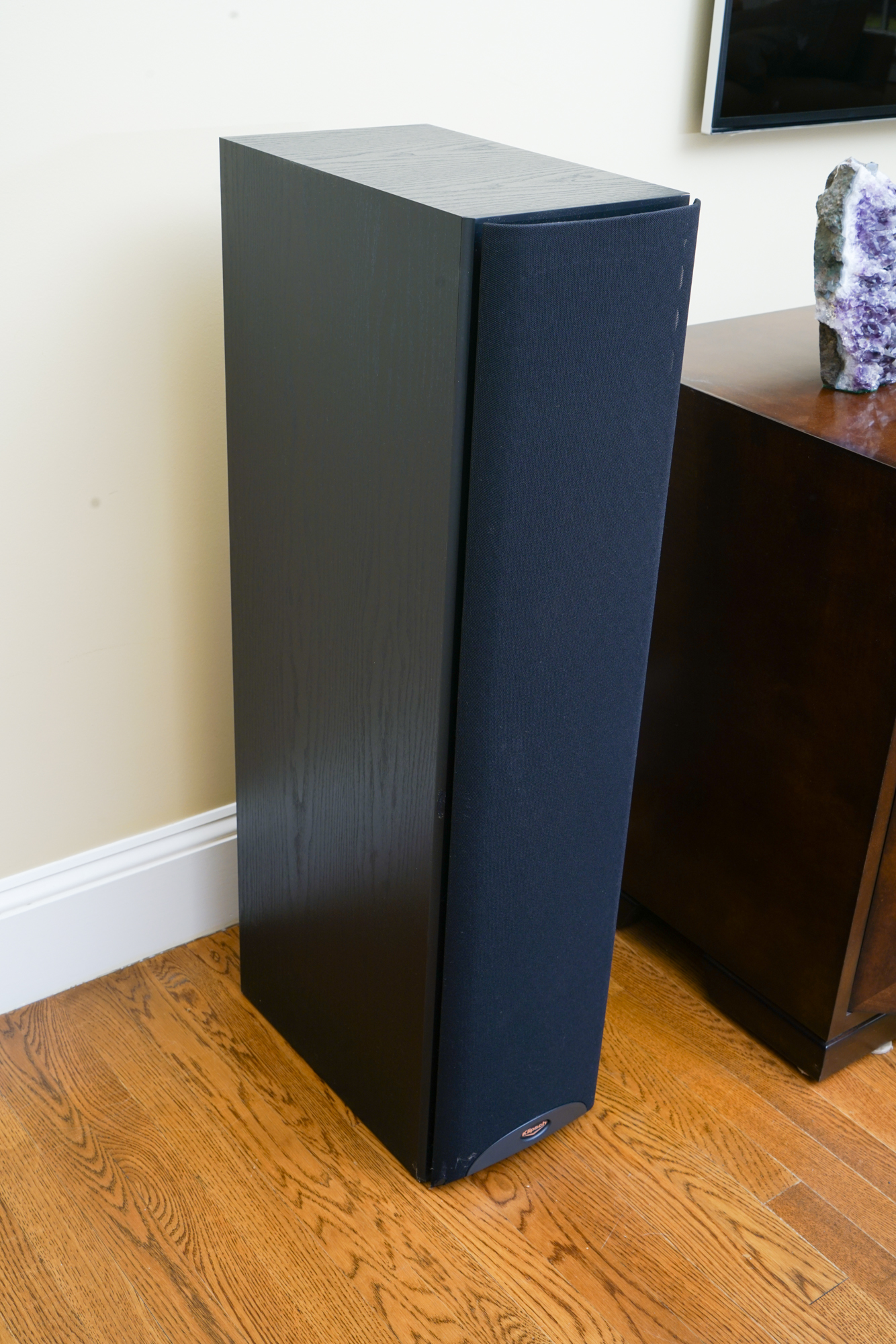 Klipsch Floor Speakers and Center Speaker