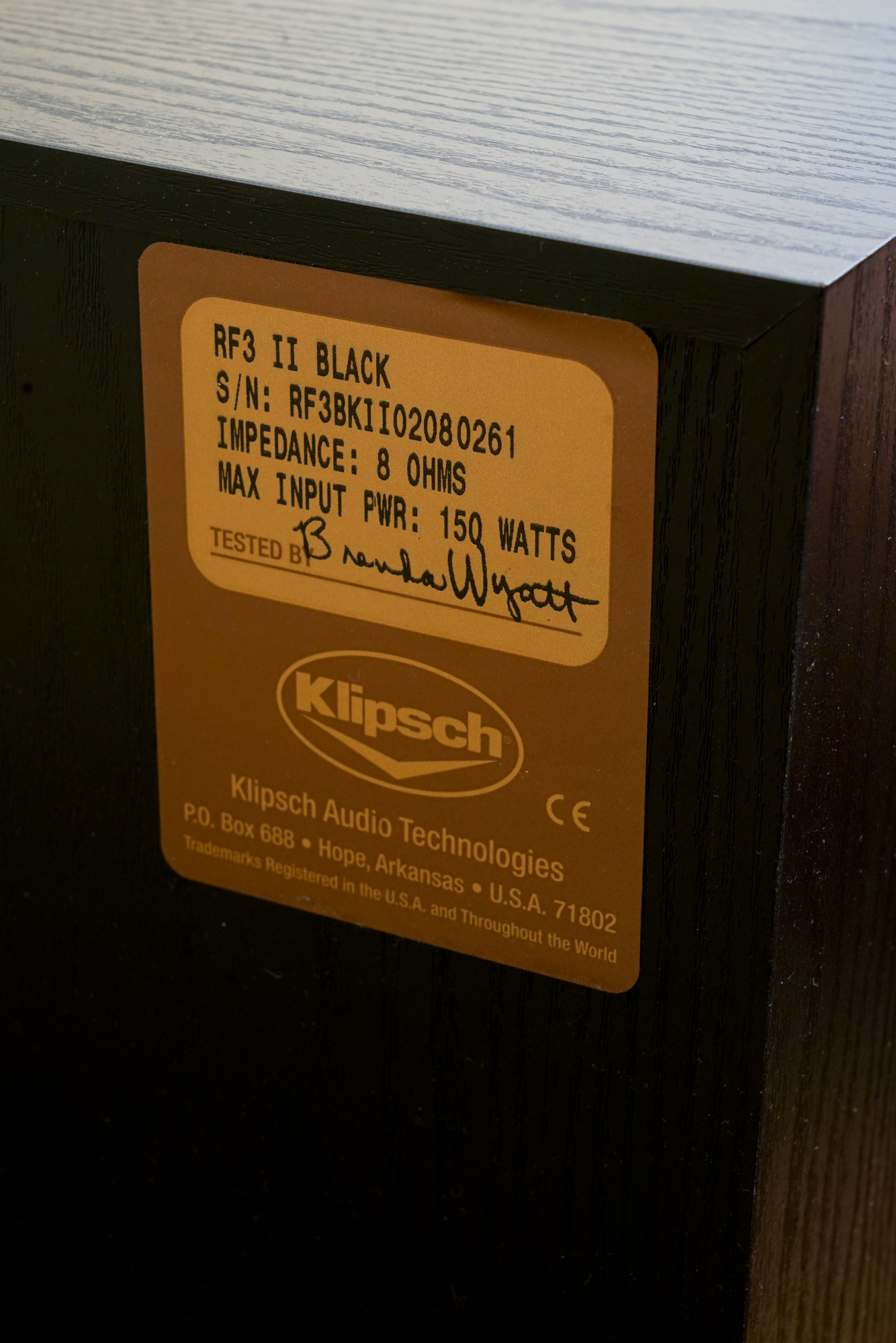 Klipsch Floor Speakers and Center Speaker