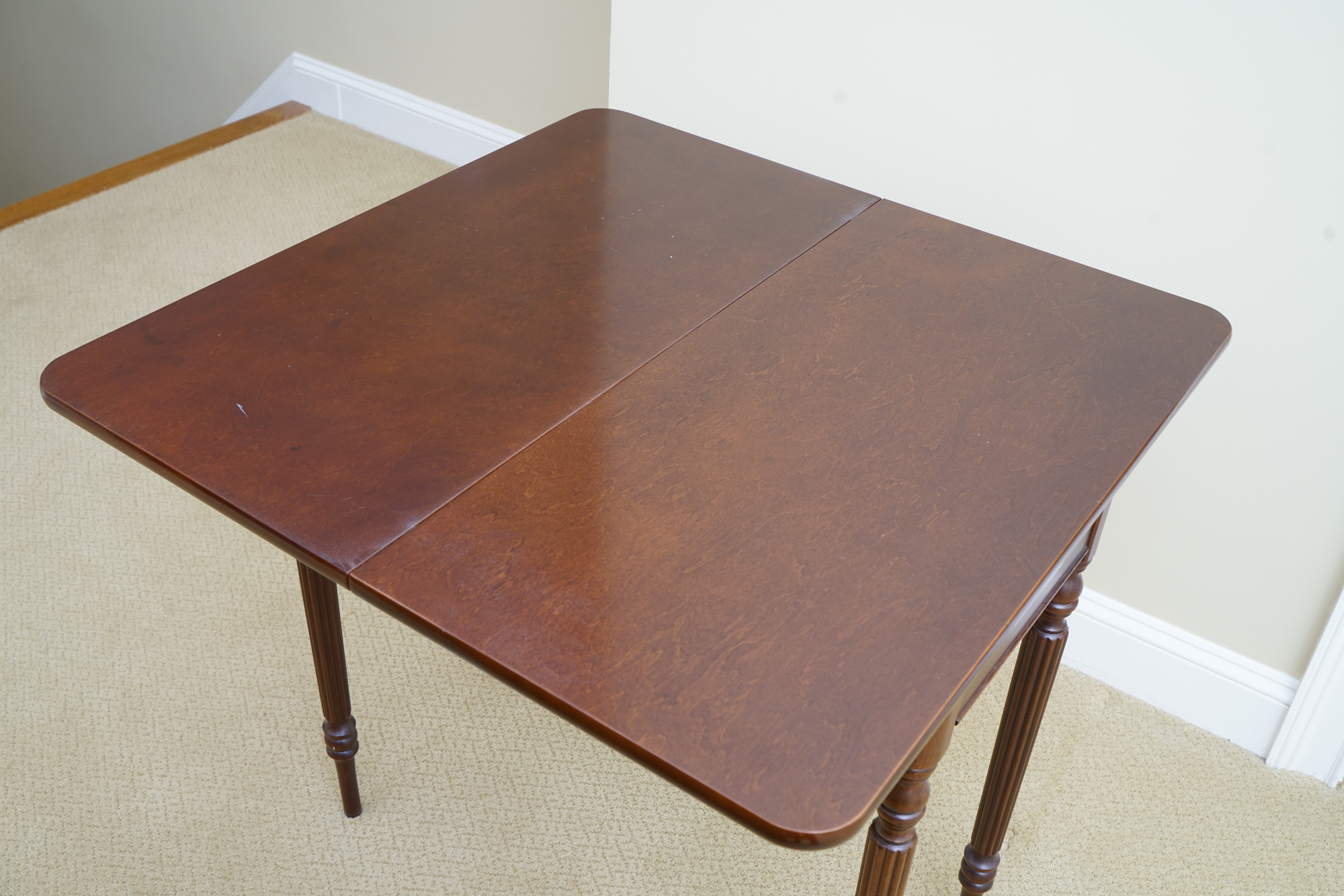 Sheraton Style Flip Top Game Table