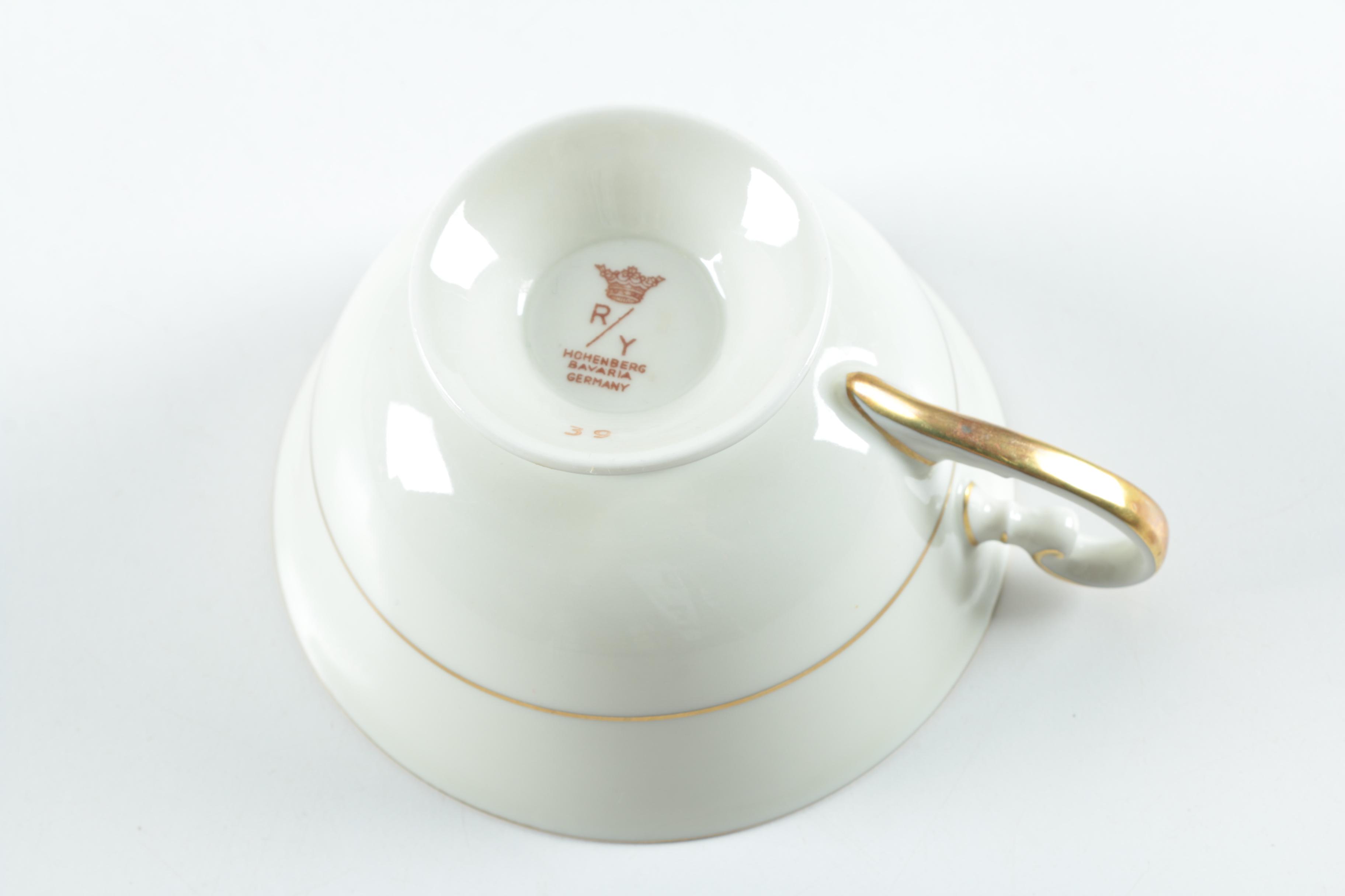 Royal York "Golden Dahlia" Service