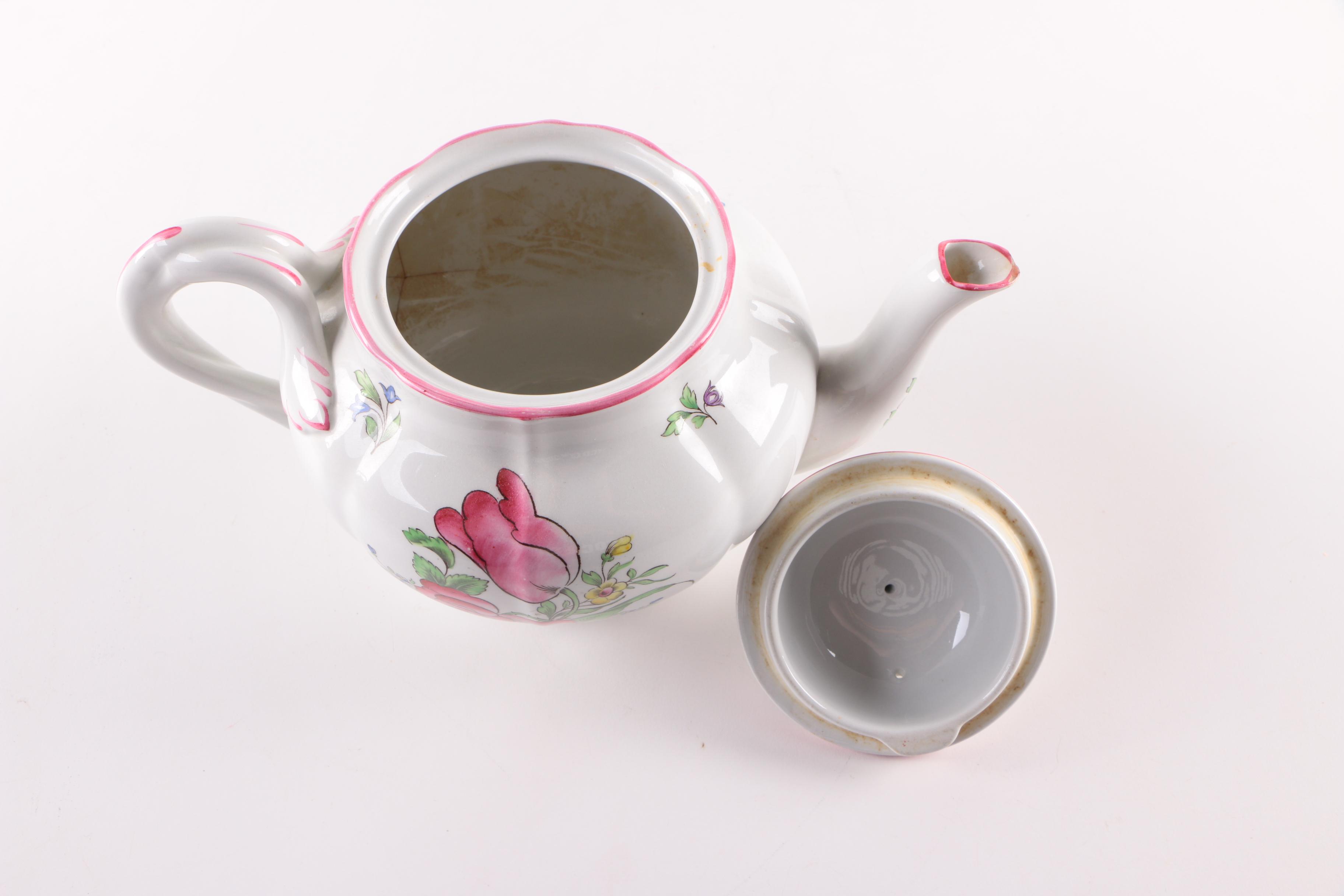 Vintage Teapots Including Spode, Wedgwood and Hammersley