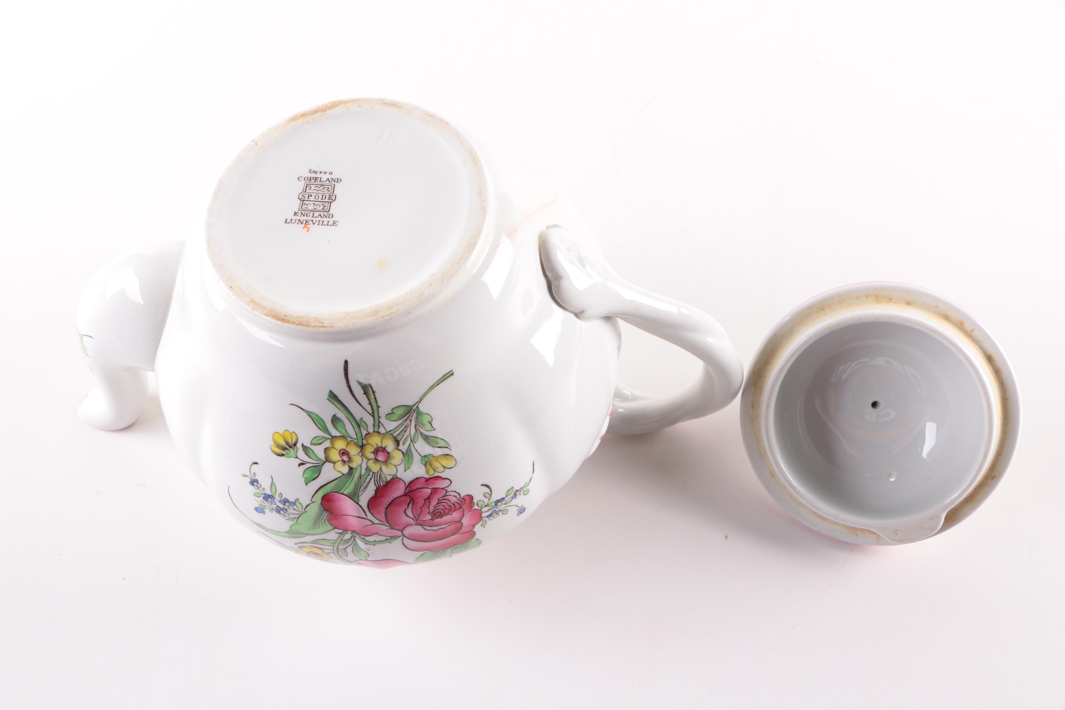 Vintage Teapots Including Spode, Wedgwood and Hammersley