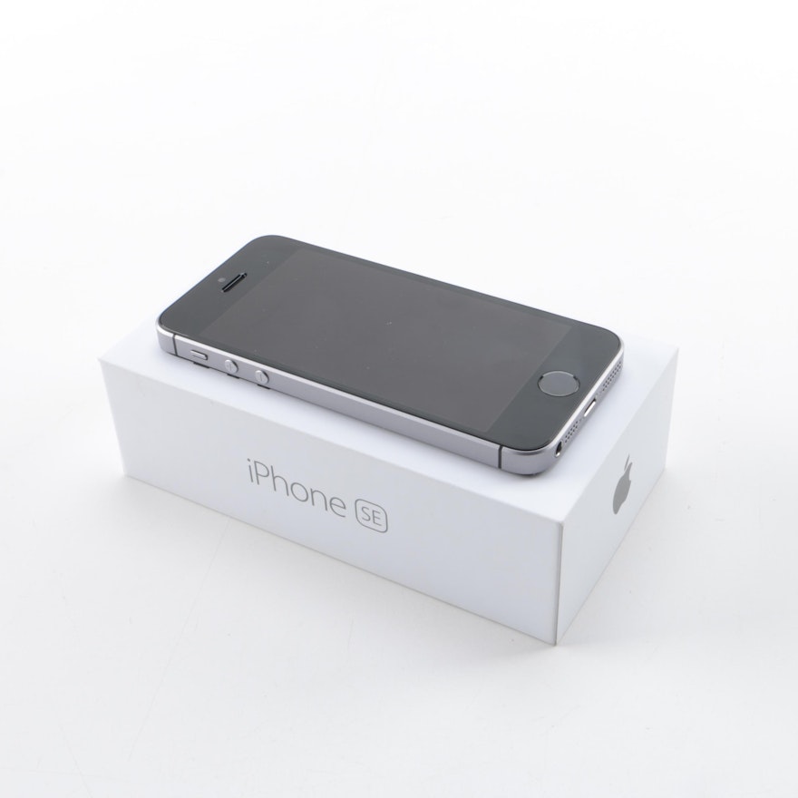 iPhone SE 32GB in "Space Gray" with Original Packaging