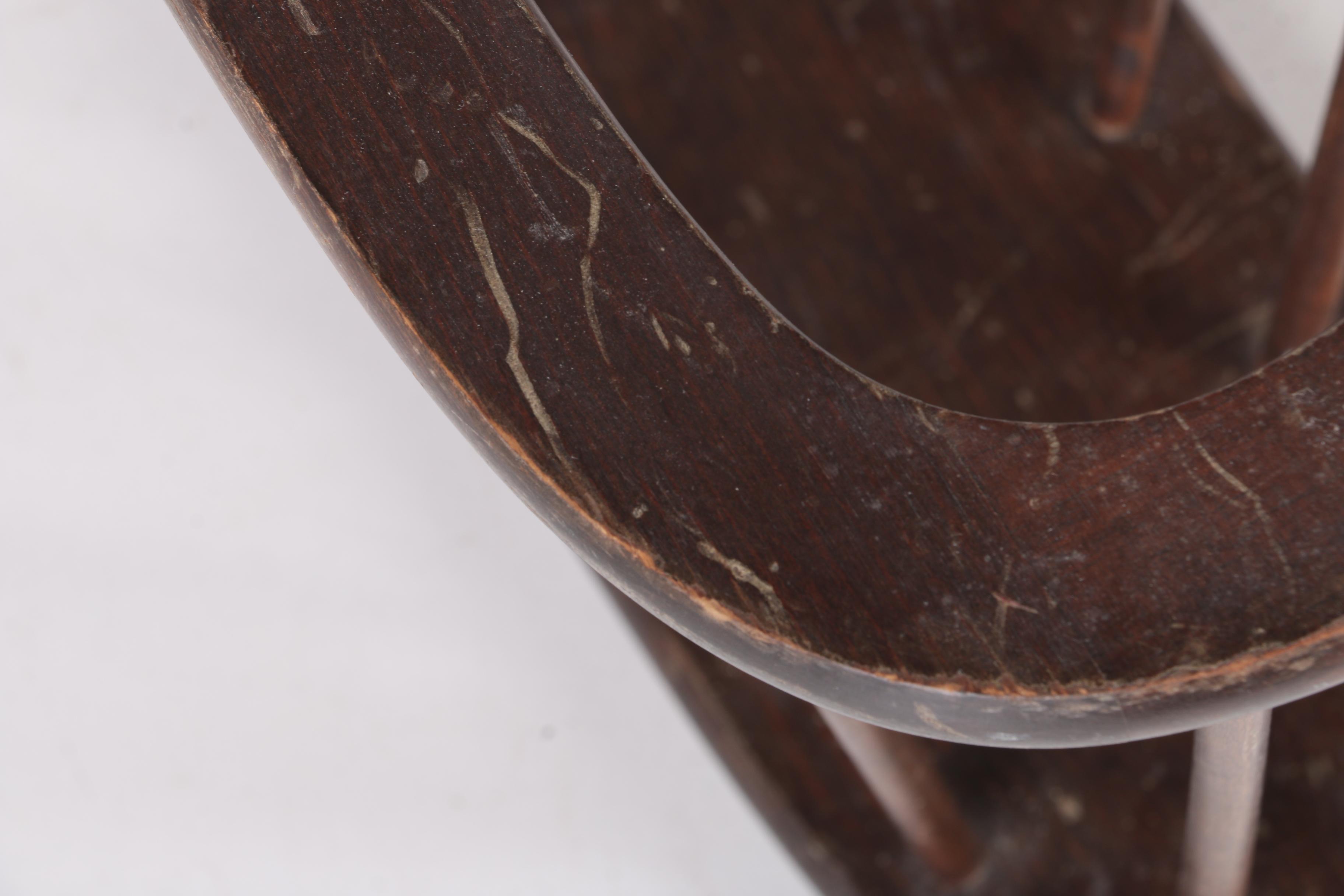 Mid Century Modern Magazine Rack in the Style of Arthur Umanoff