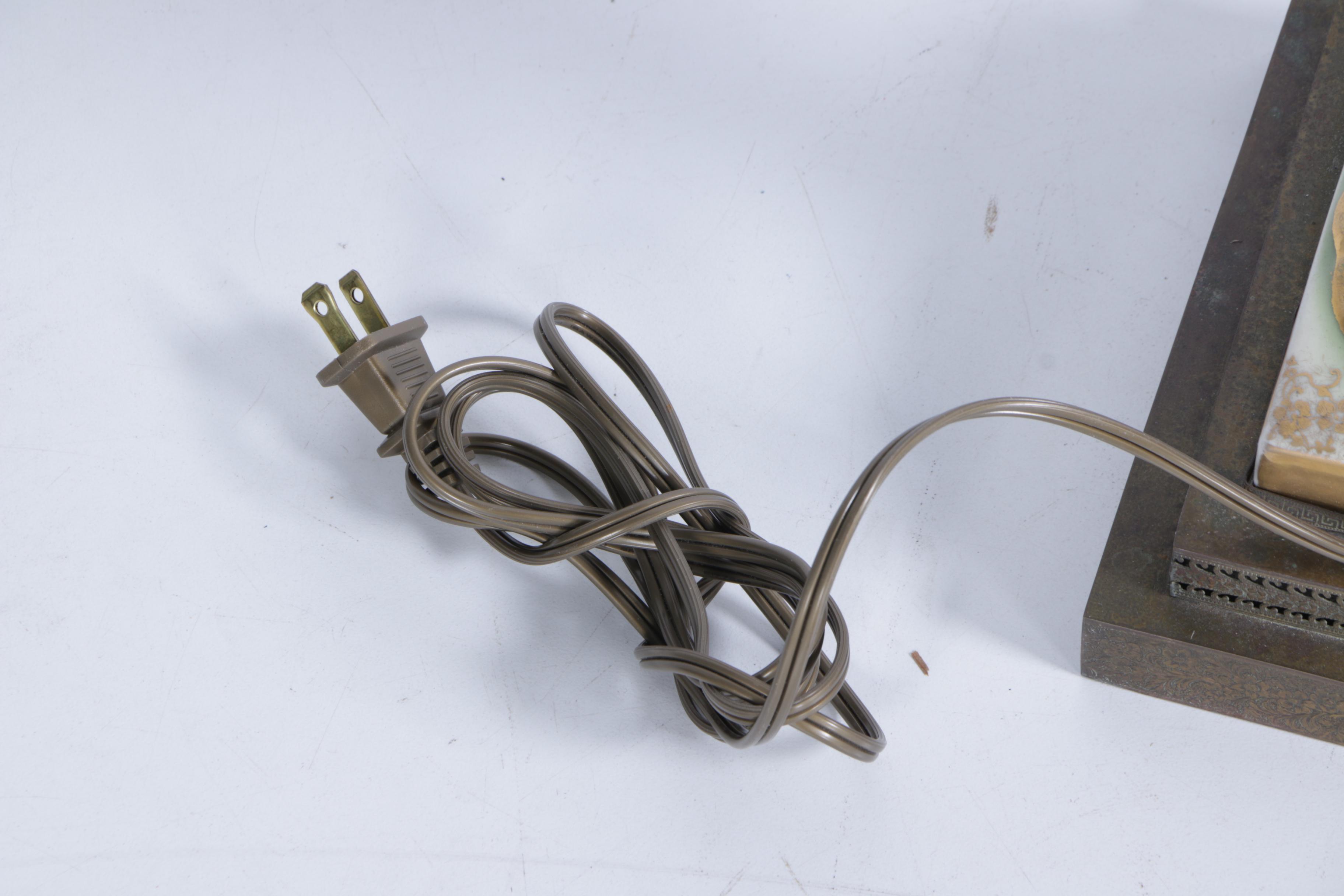 Hand-Painted Vintage Floral Urn Table Lamp