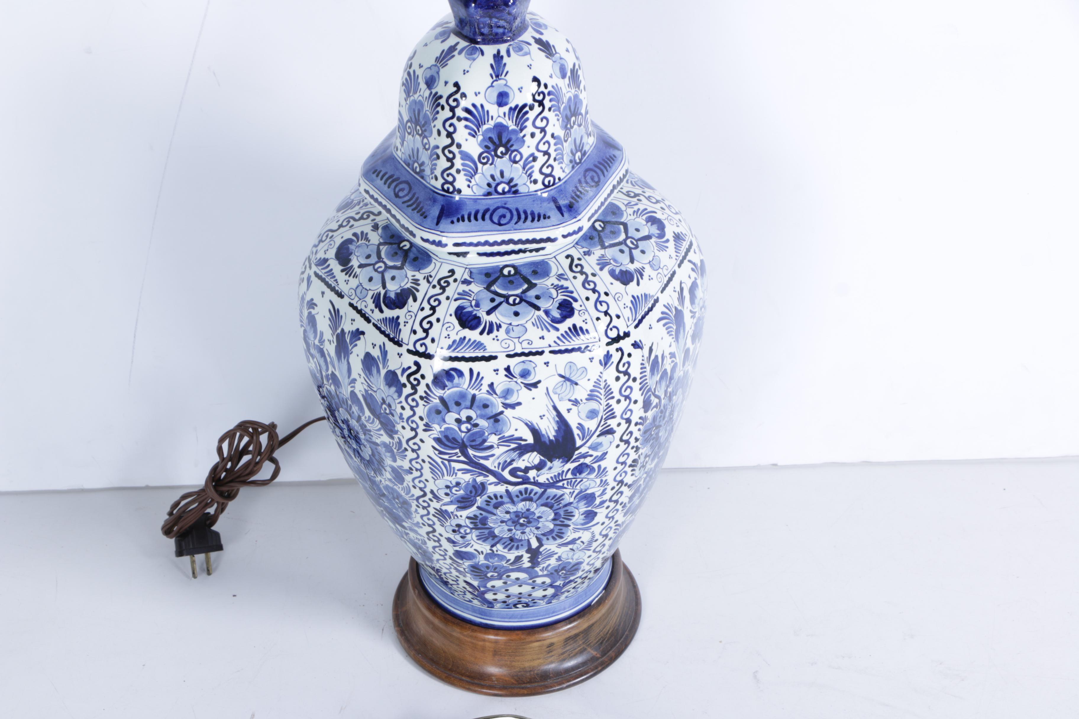 Hand-Painted Blue and White Ceramic Urn Table Lamp