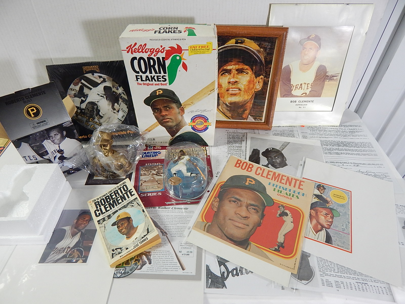 Roberto Clemente Collectibles with Starting Lineup, 1960s Topps Fold-Out