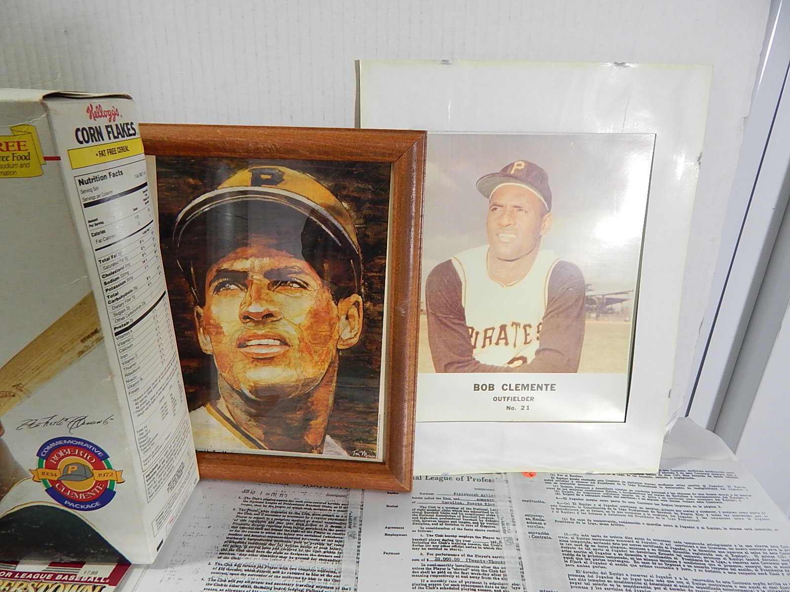 Roberto Clemente Collectibles with Starting Lineup, 1960s Topps Fold-Out