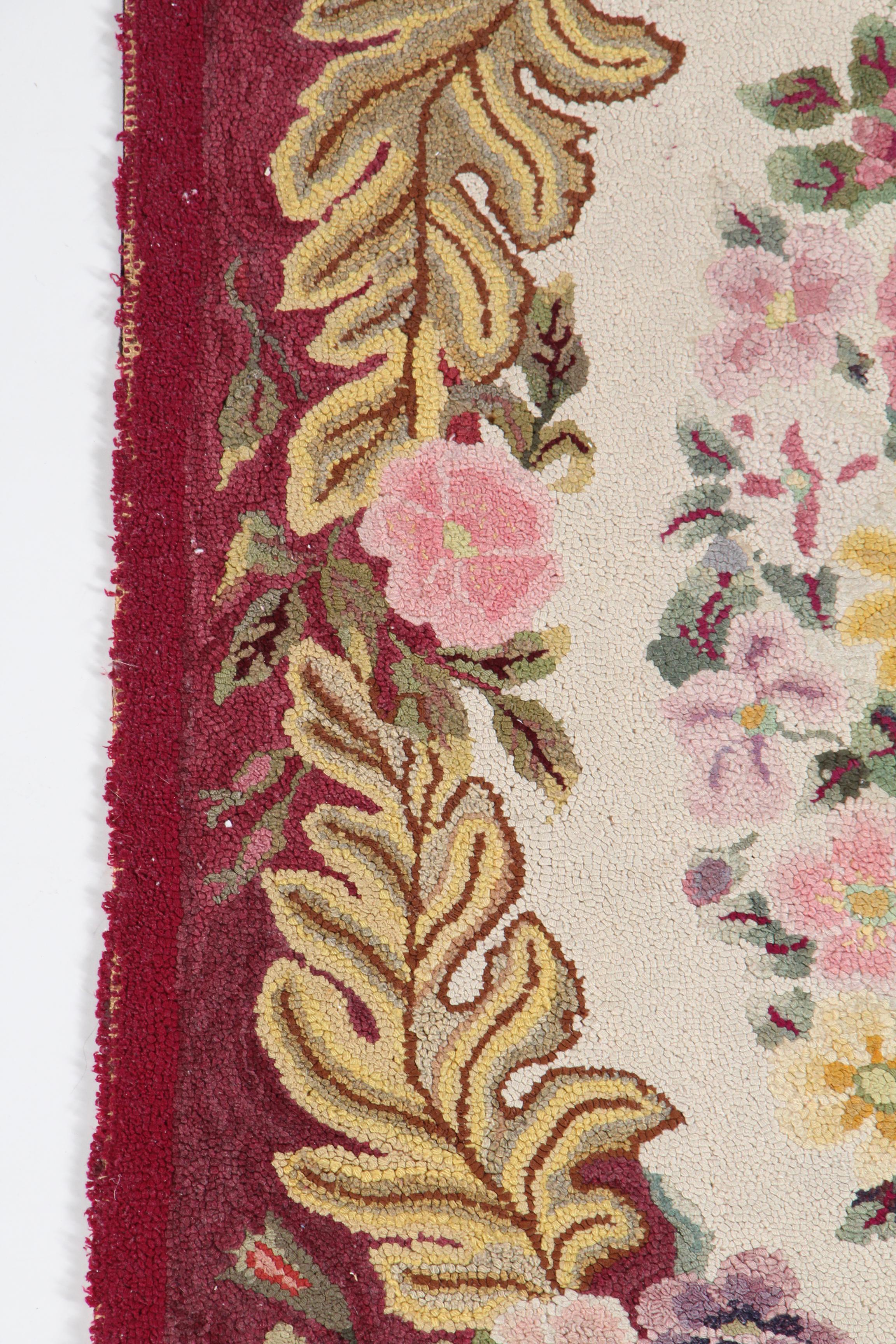 Vintage Floral Hooked Wool Accent Rug